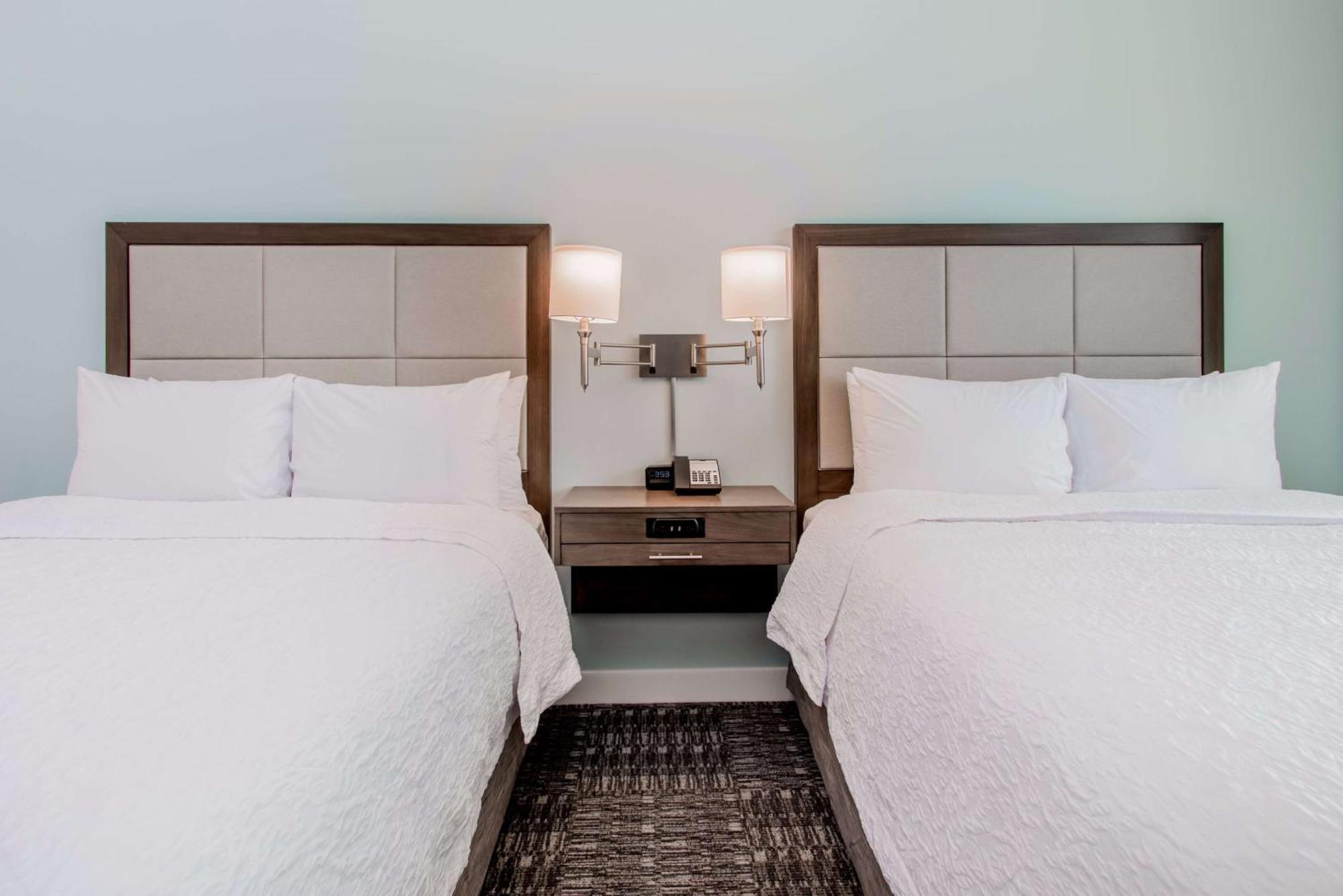 Queen Room Two Queen Beds