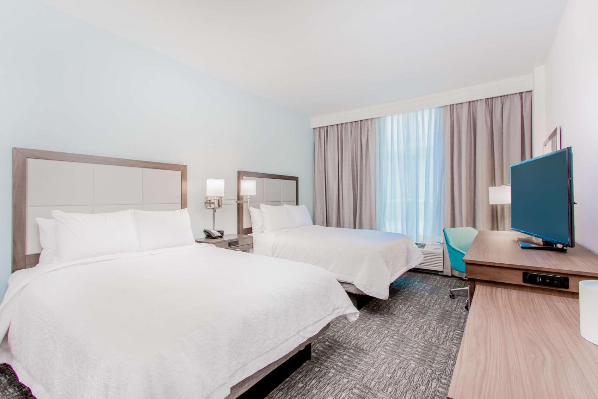 Queen Room Two Queen Beds