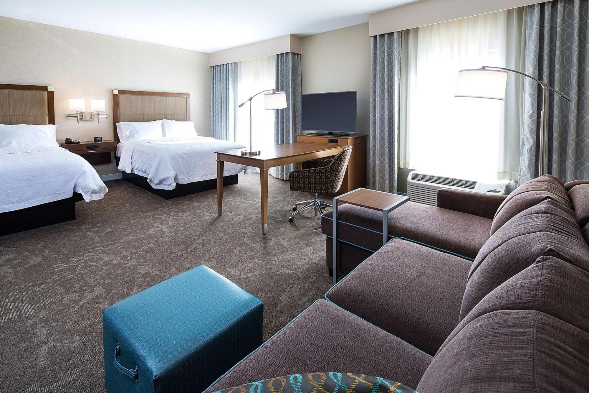 Queen Studio Suite with Two Queen Beds - Non-Smoking