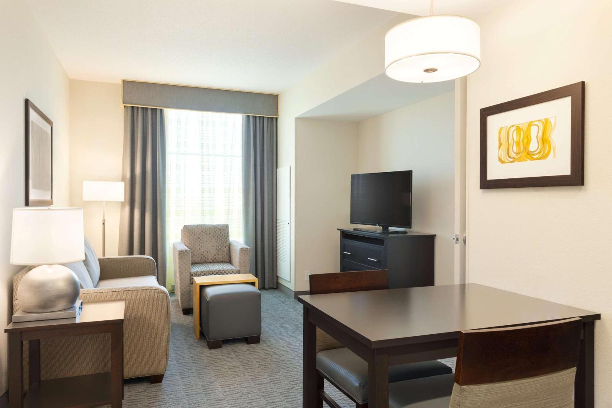 One-Bedroom King Suite Non-Smoking