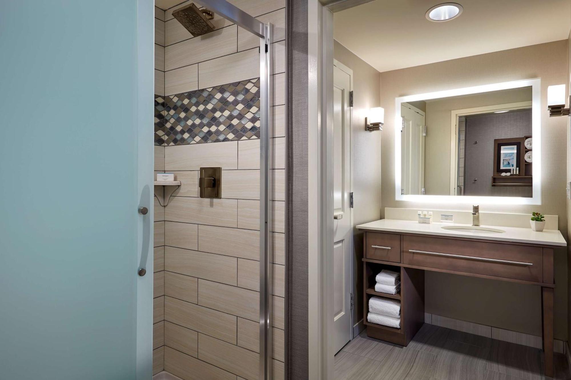 King Studio Suite