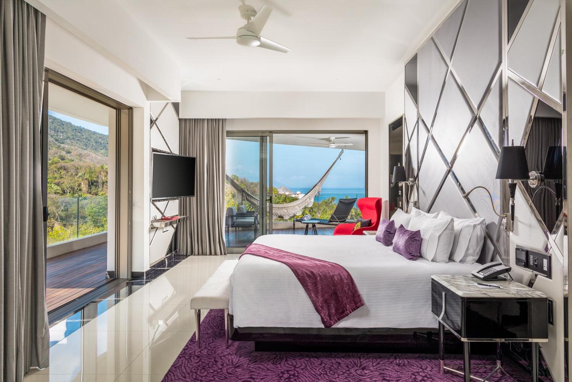 Mousai Corner Suite South