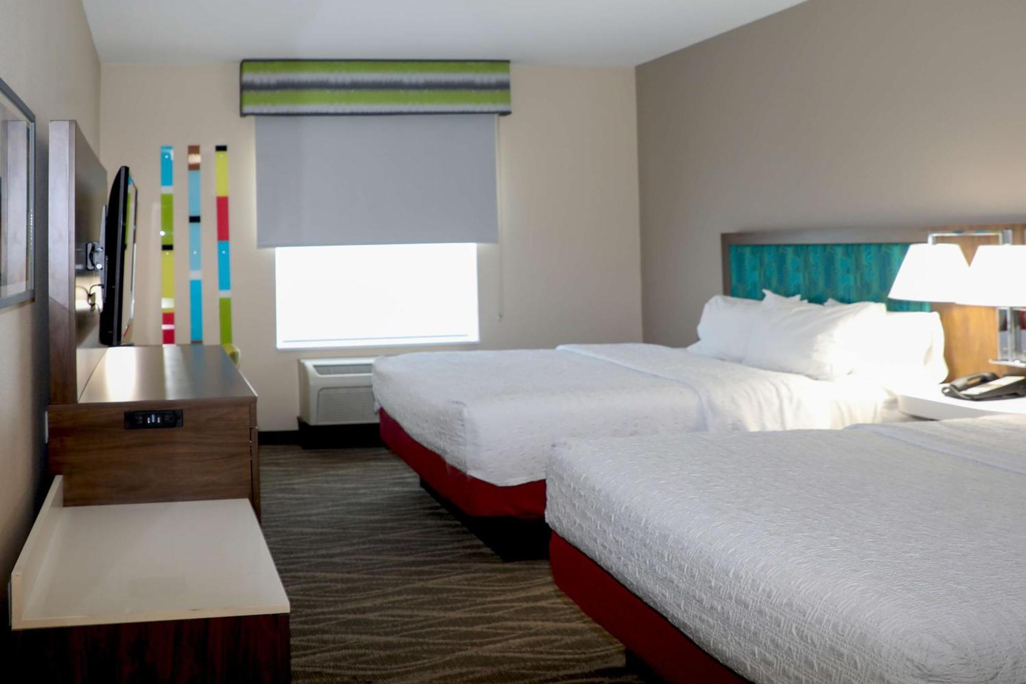 Room with Two Queen Beds - Non-Smoking