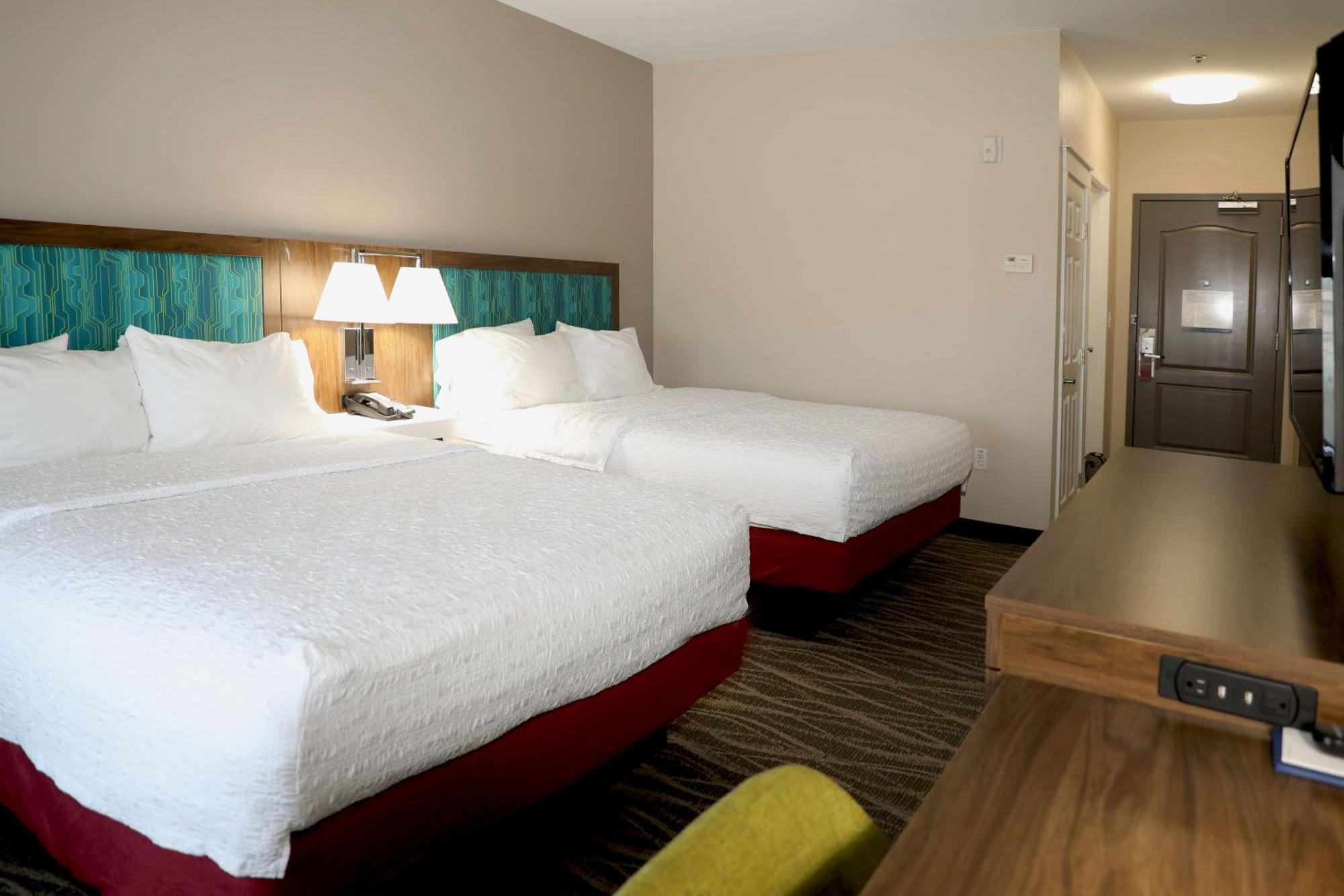 Room Two Queen Beds Non-Smoking