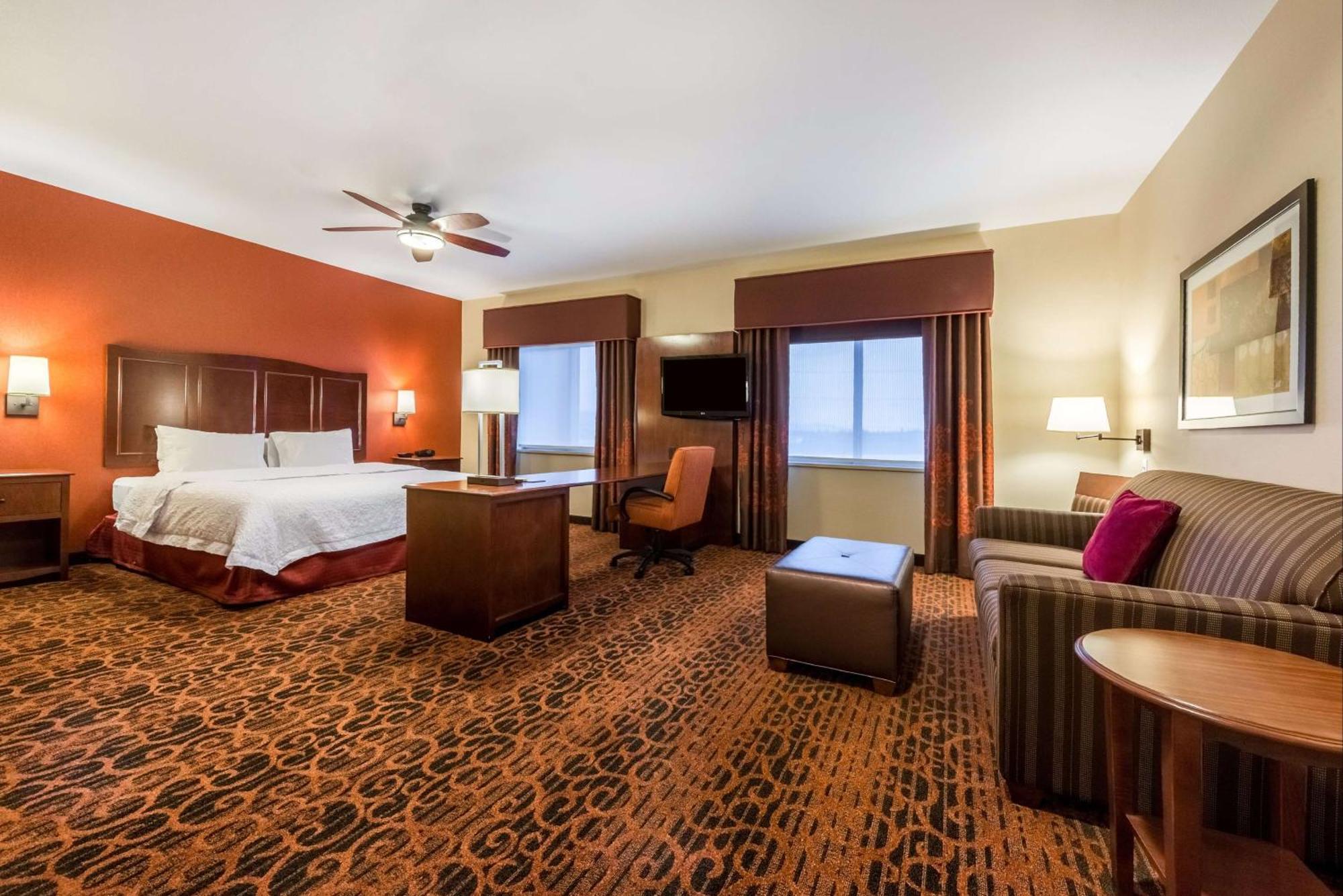 King Studio Suite Mobility Access or Non-Smoking