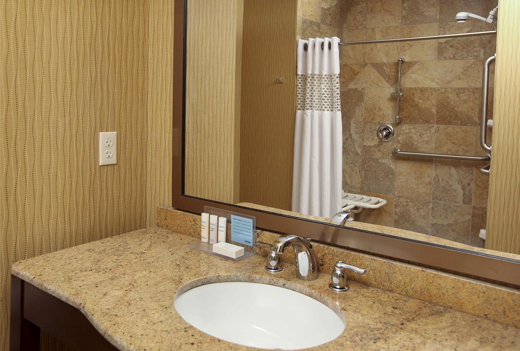 Queen Room Two Queen Beds Mobility Hearing Access or Non-Smoking