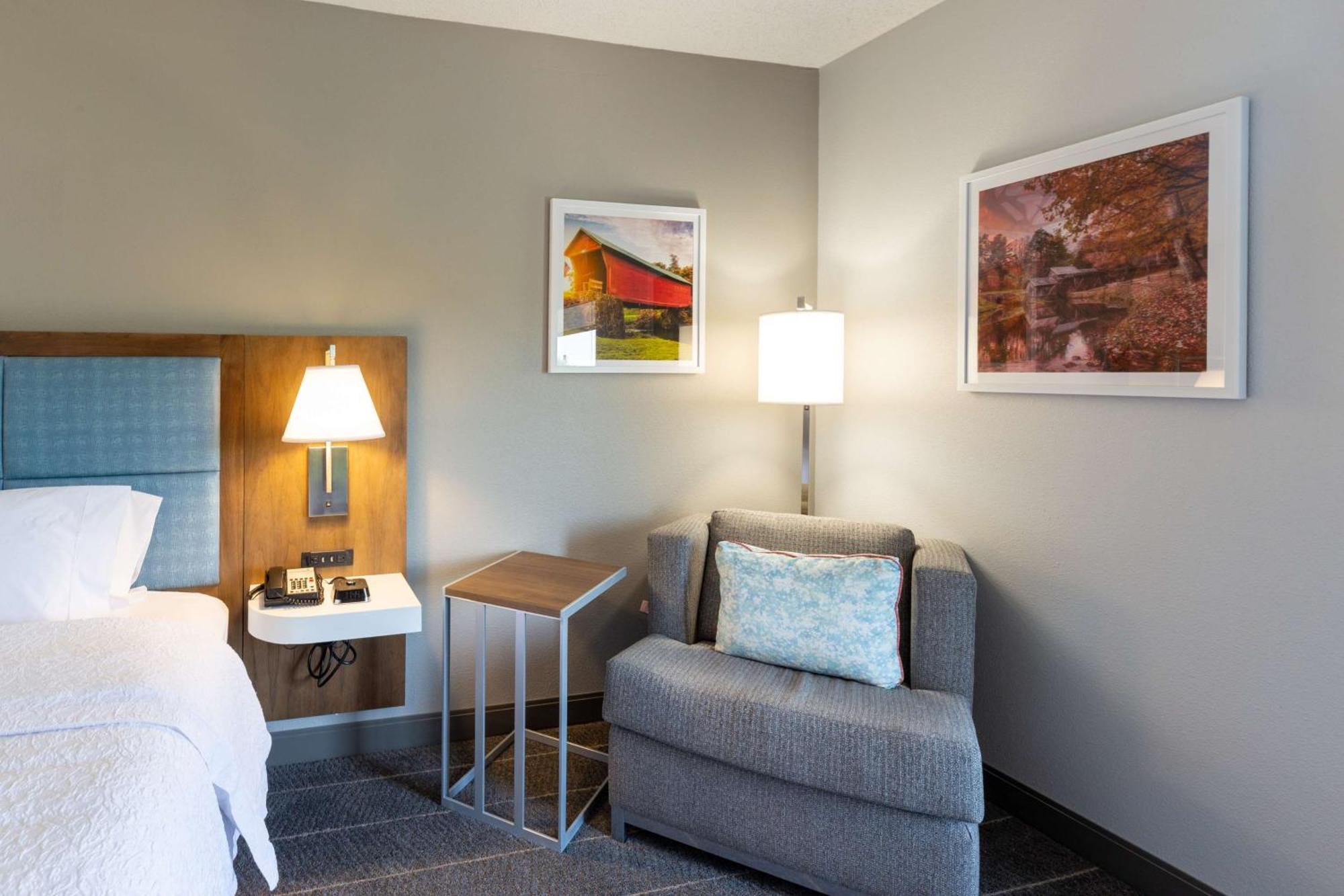 King Room Mobility Access or Non-Smoking