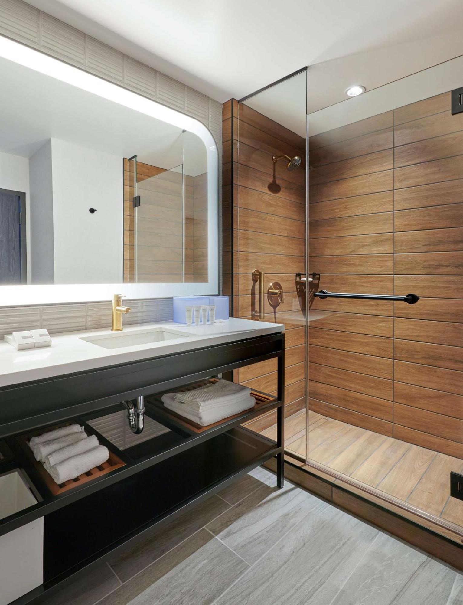 King Room High Floor
