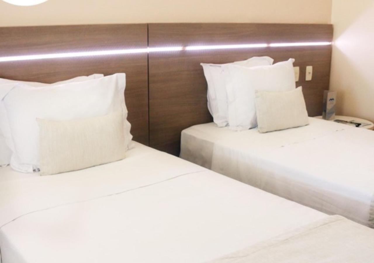 One-Bedroom Apartment Twin Beds