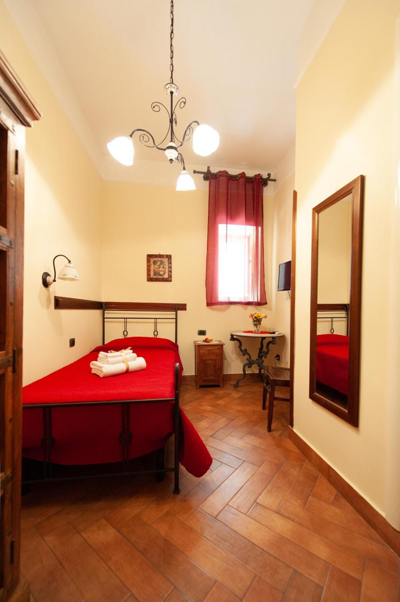 Economy Single Room