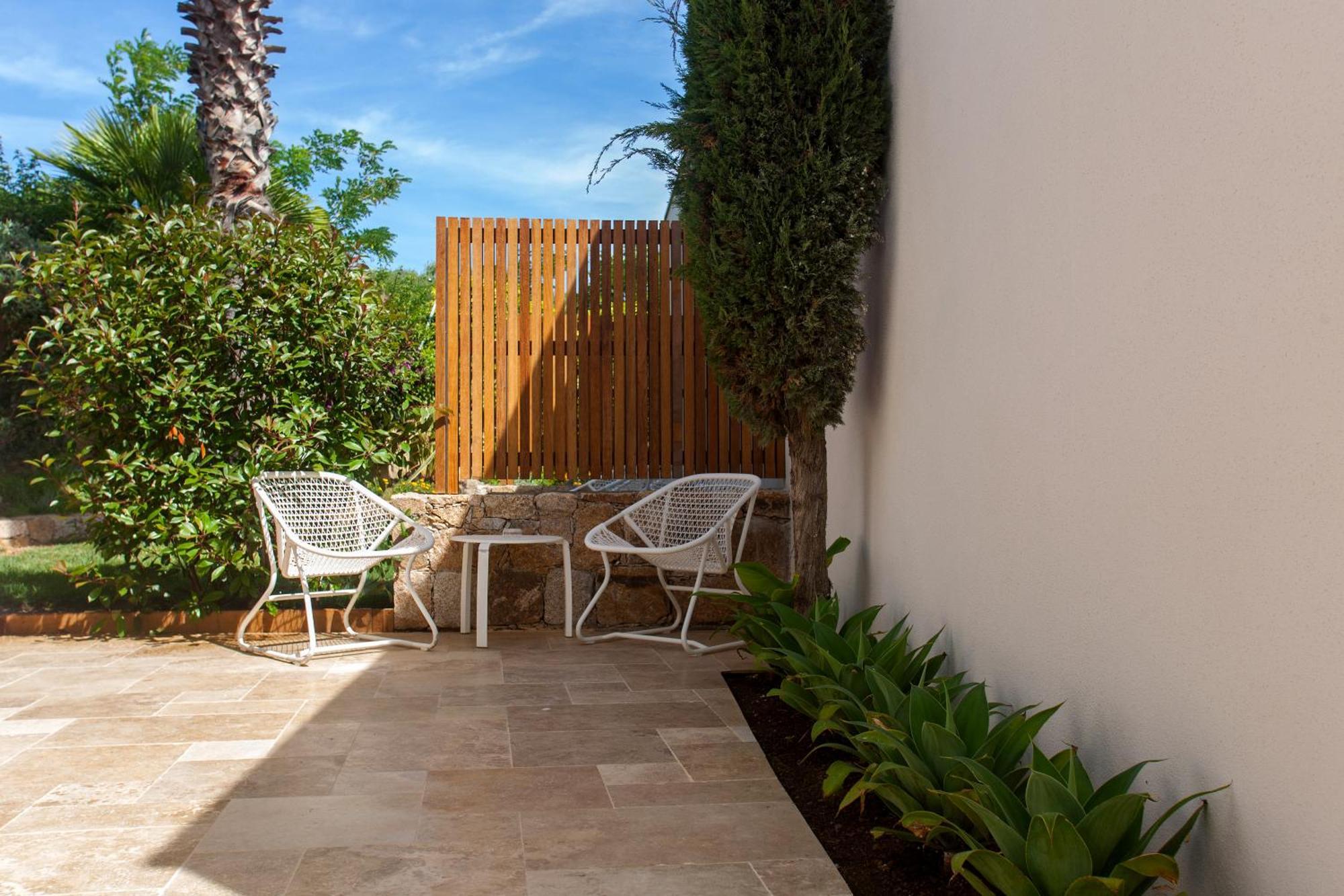 Large Double Room garden view