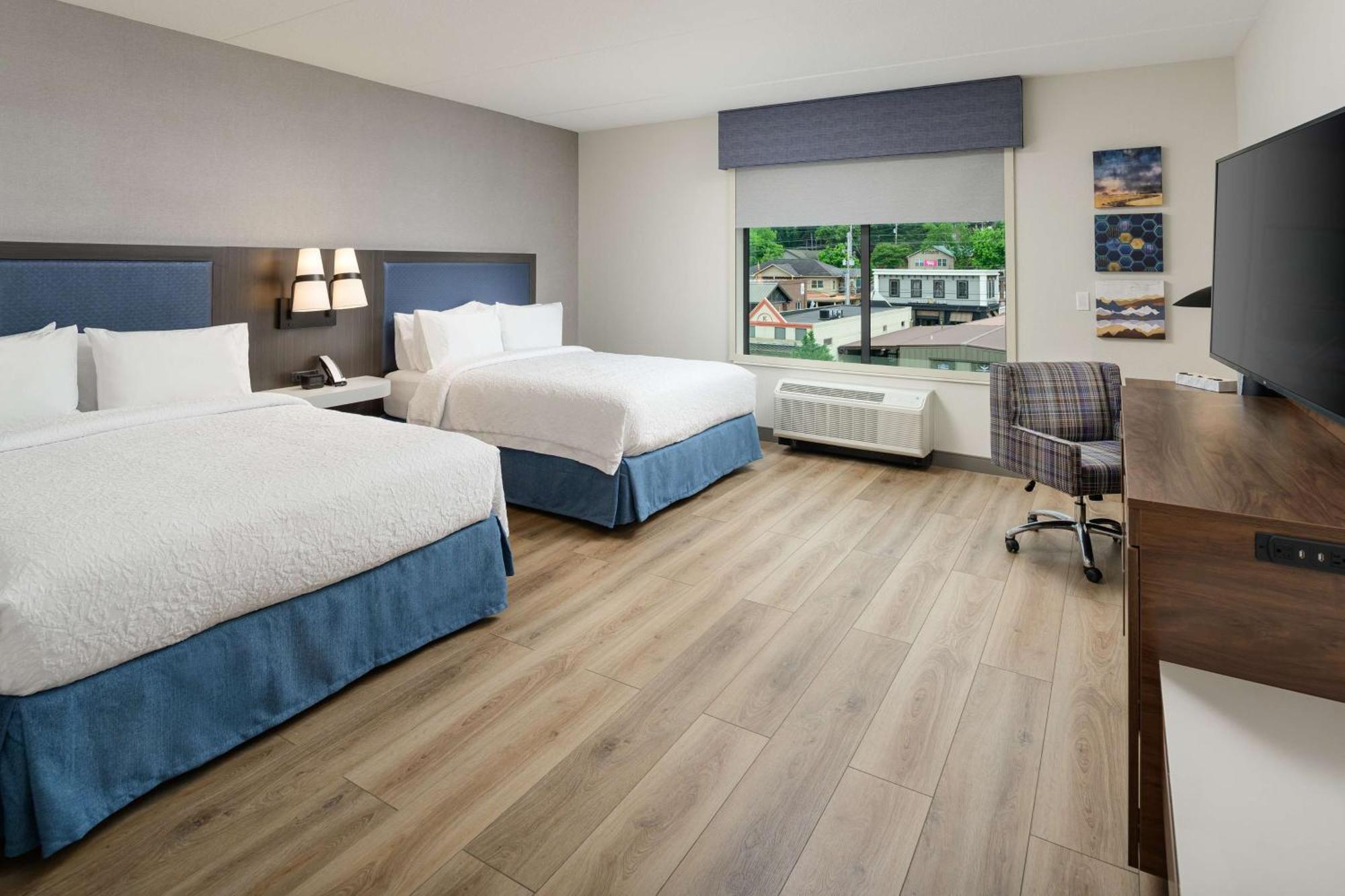 Queen Room Two Queen Beds