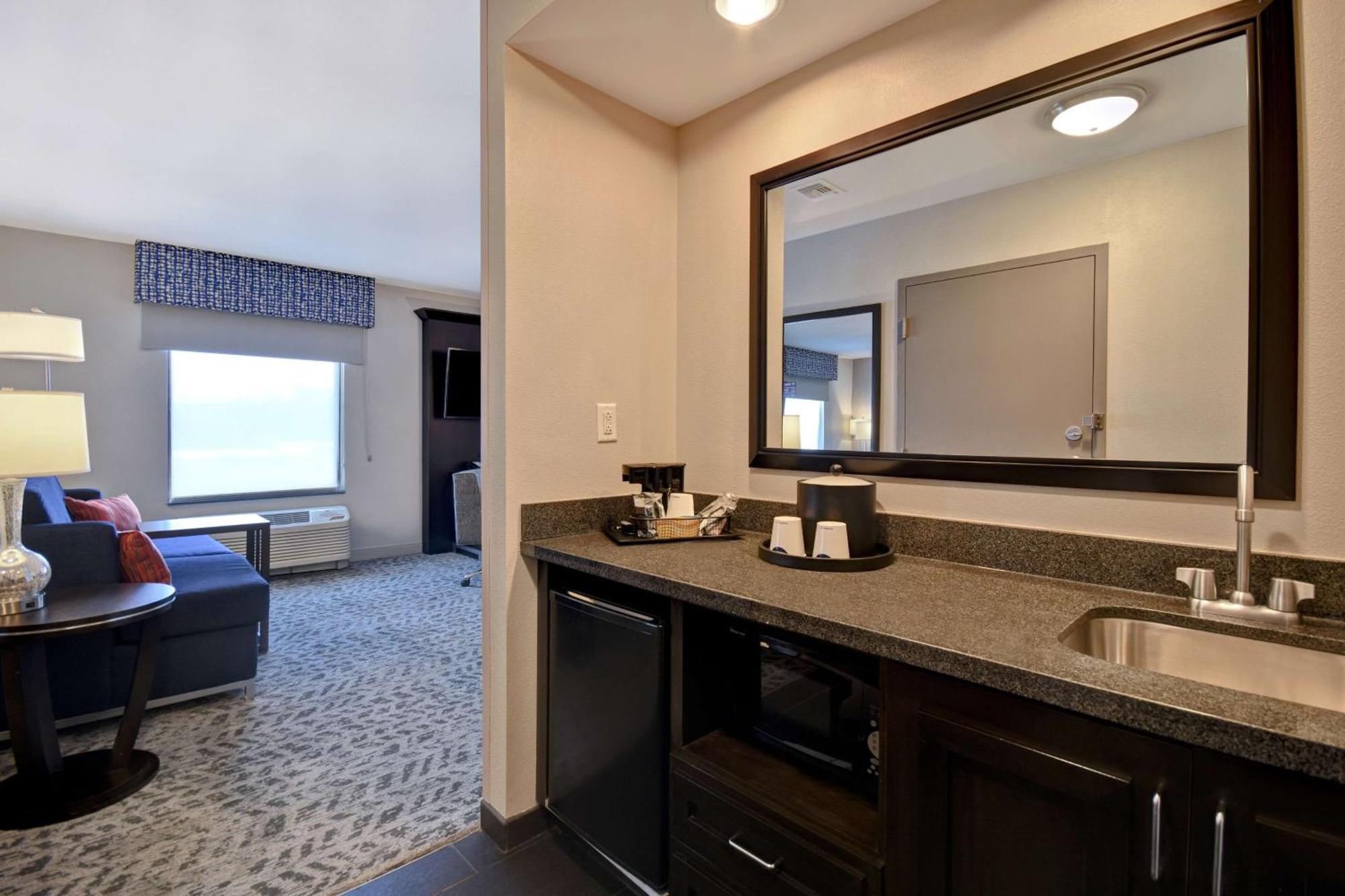 King Studio Suite Non-Smoking
