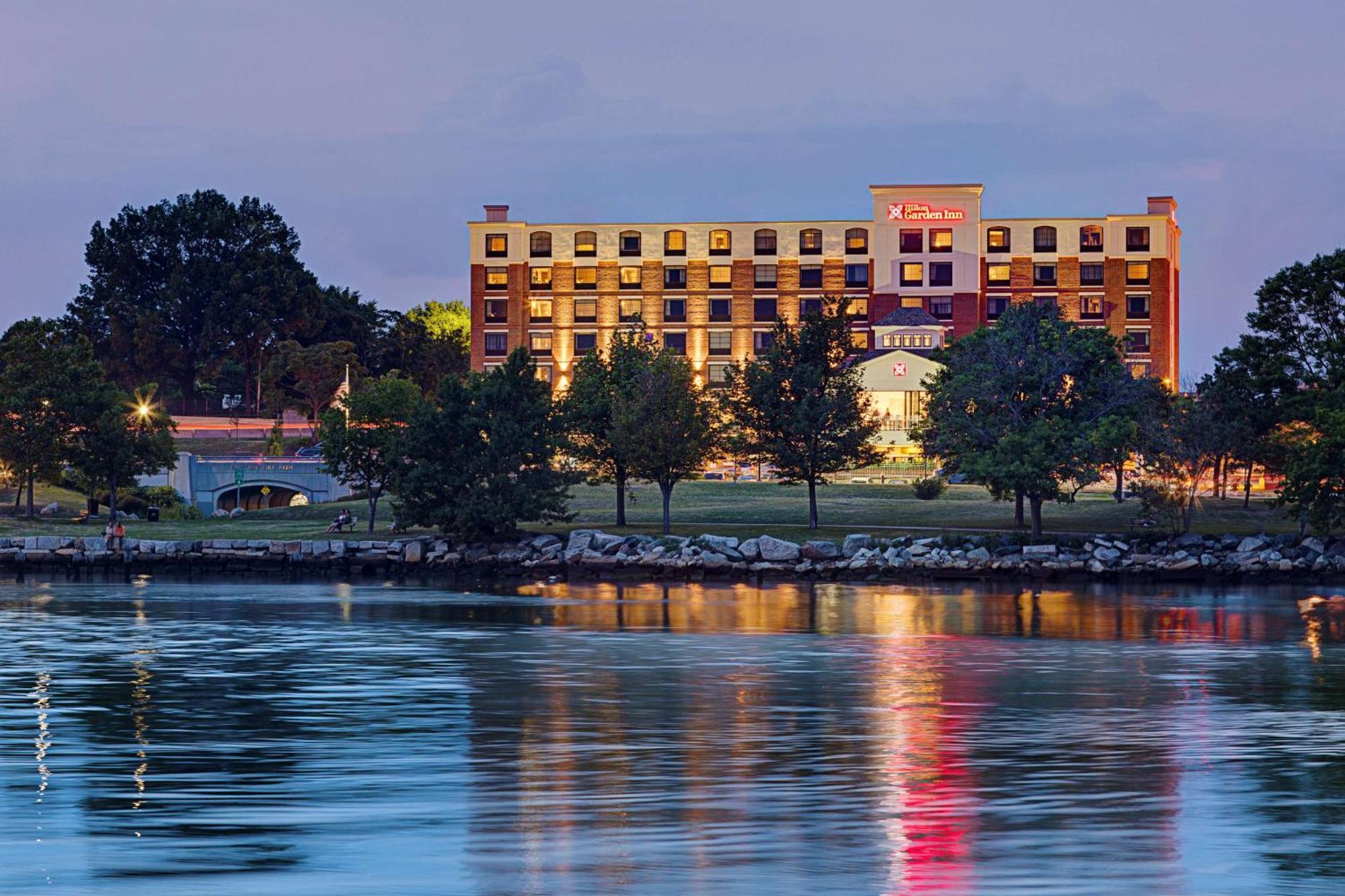 One-Bedroom King Suite Harbour View