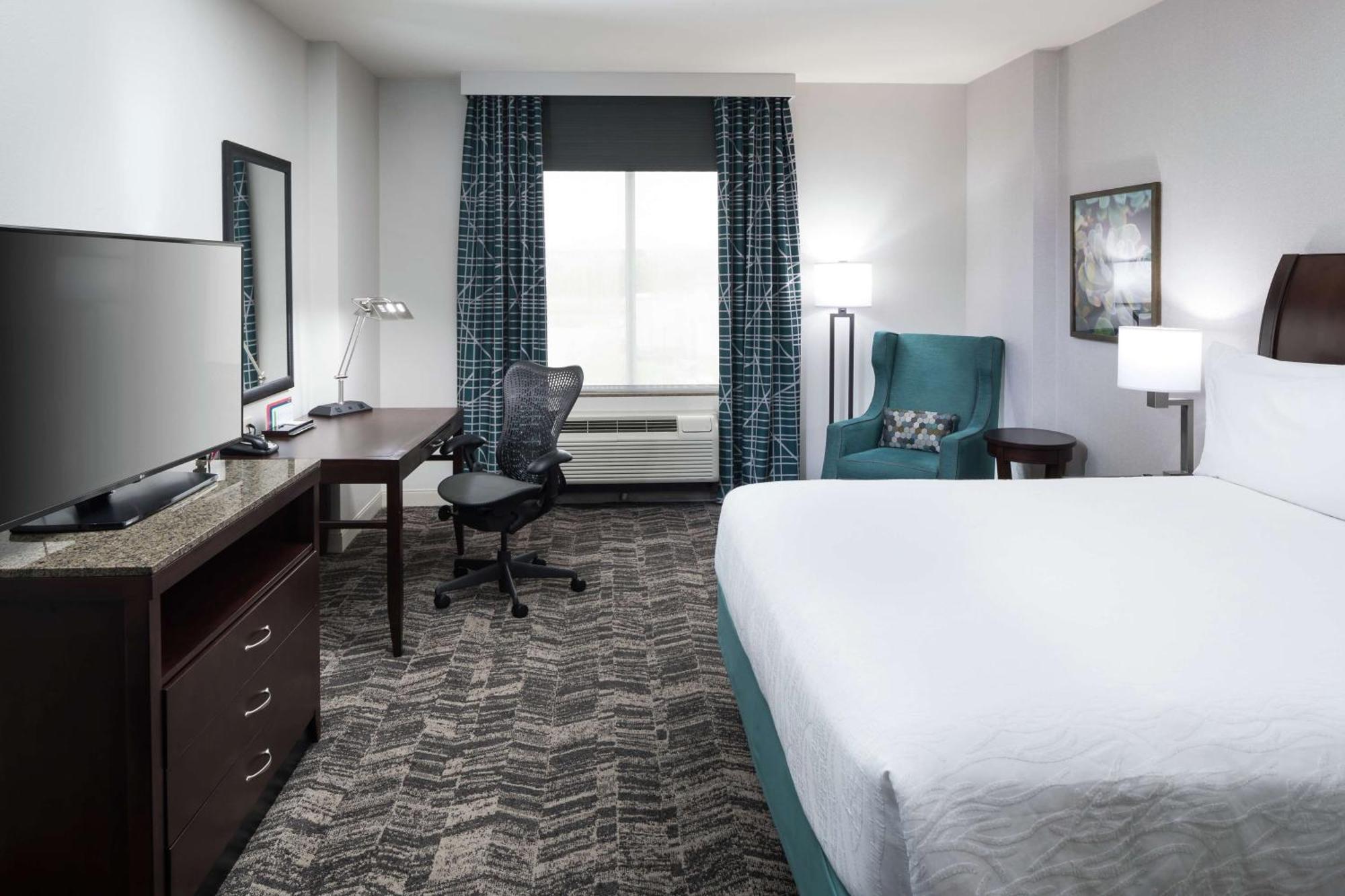 Premium King Room