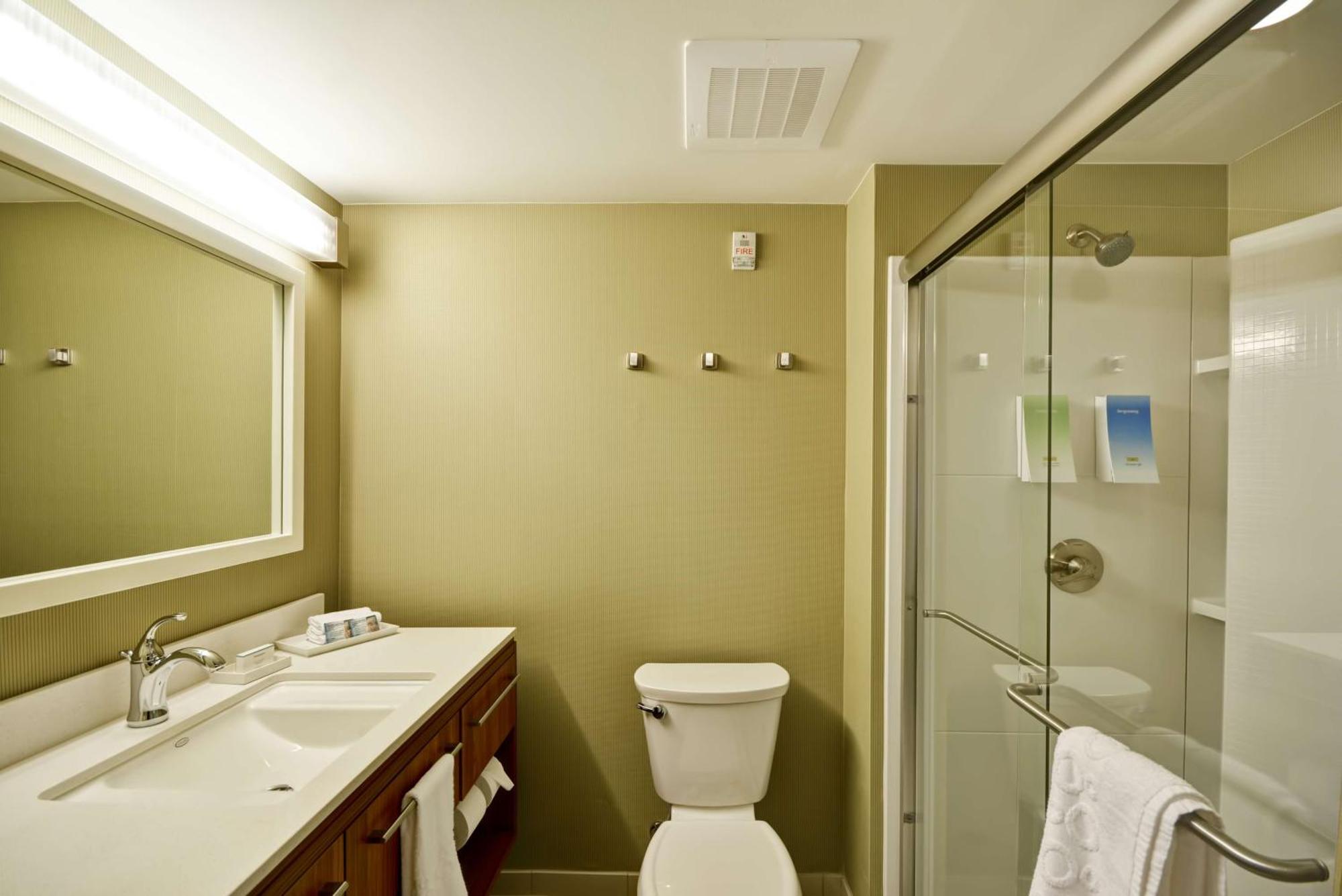 King Studio Suite Non-Smoking