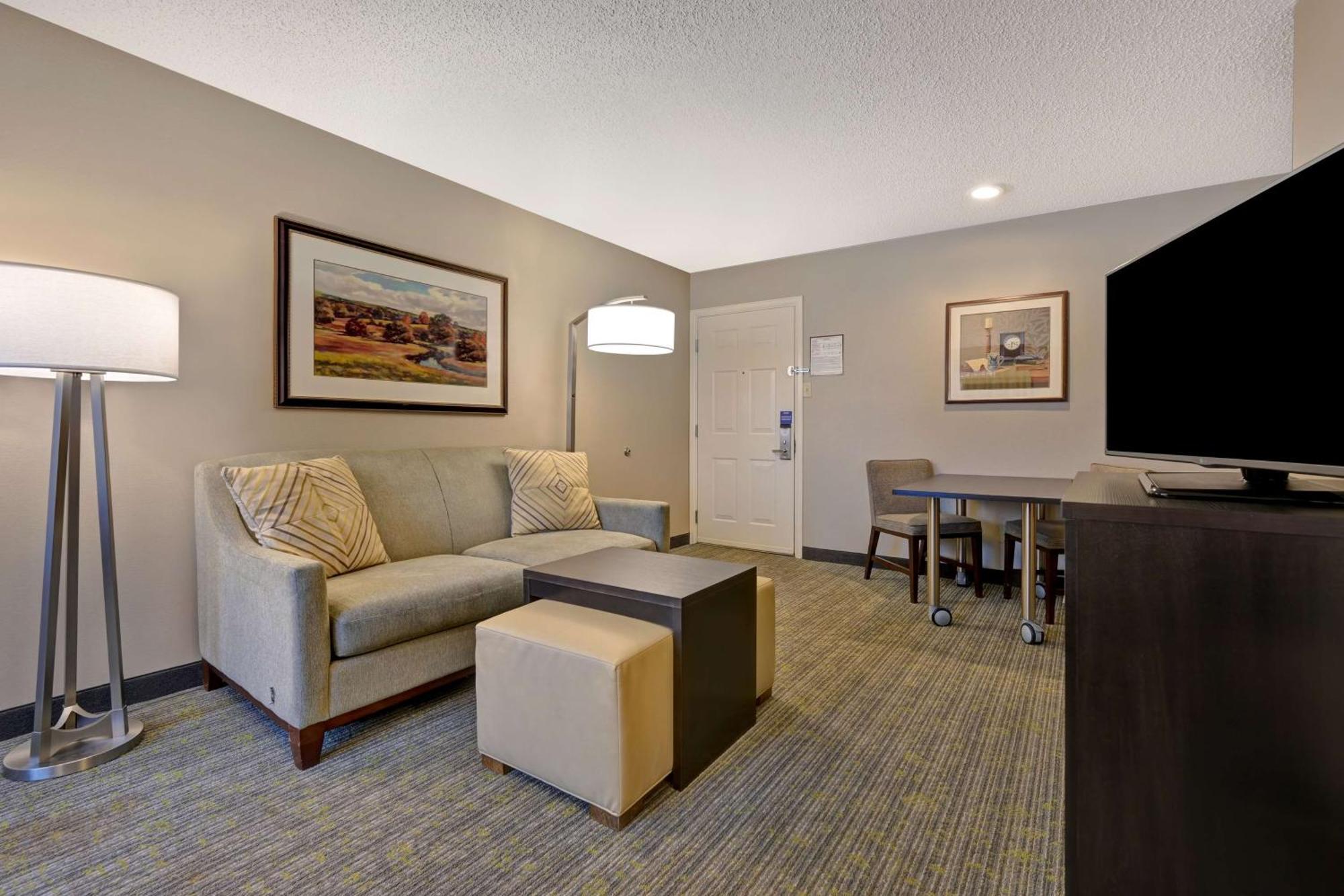 One-Bedroom Suite Non-Smoking