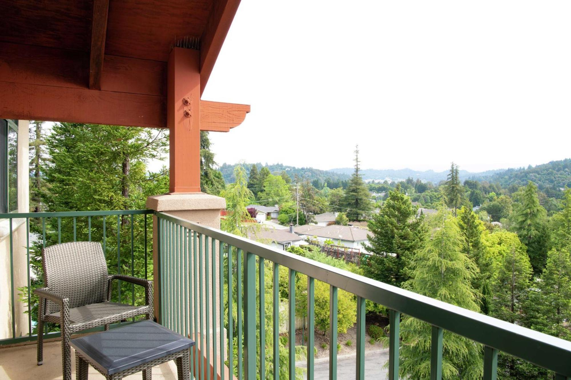 King Room with Balcony