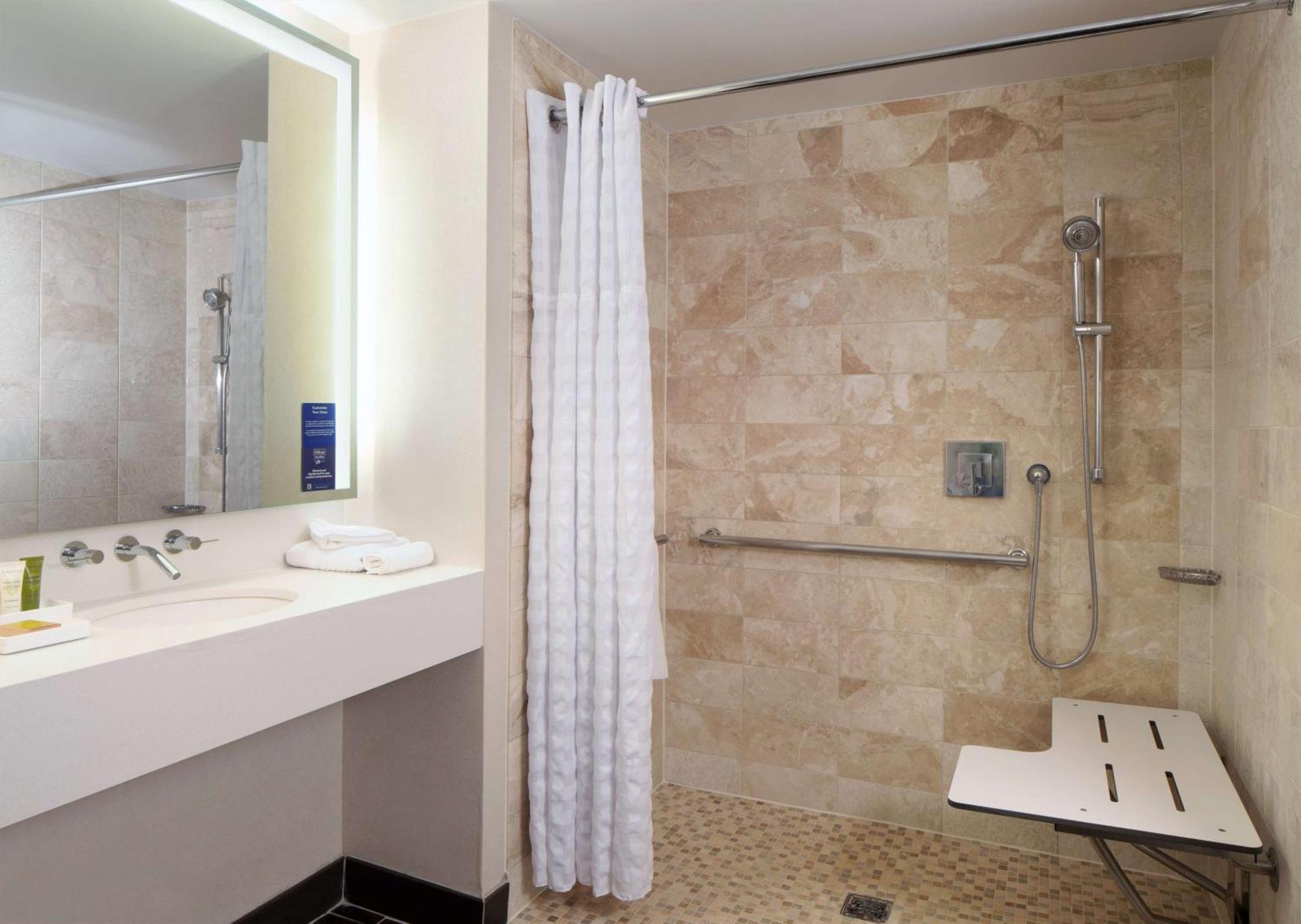 King Room Mobility or Hearing Accessible