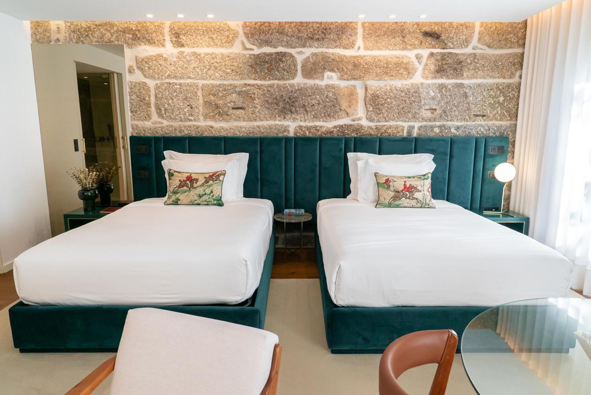 Large Double or Twin Room