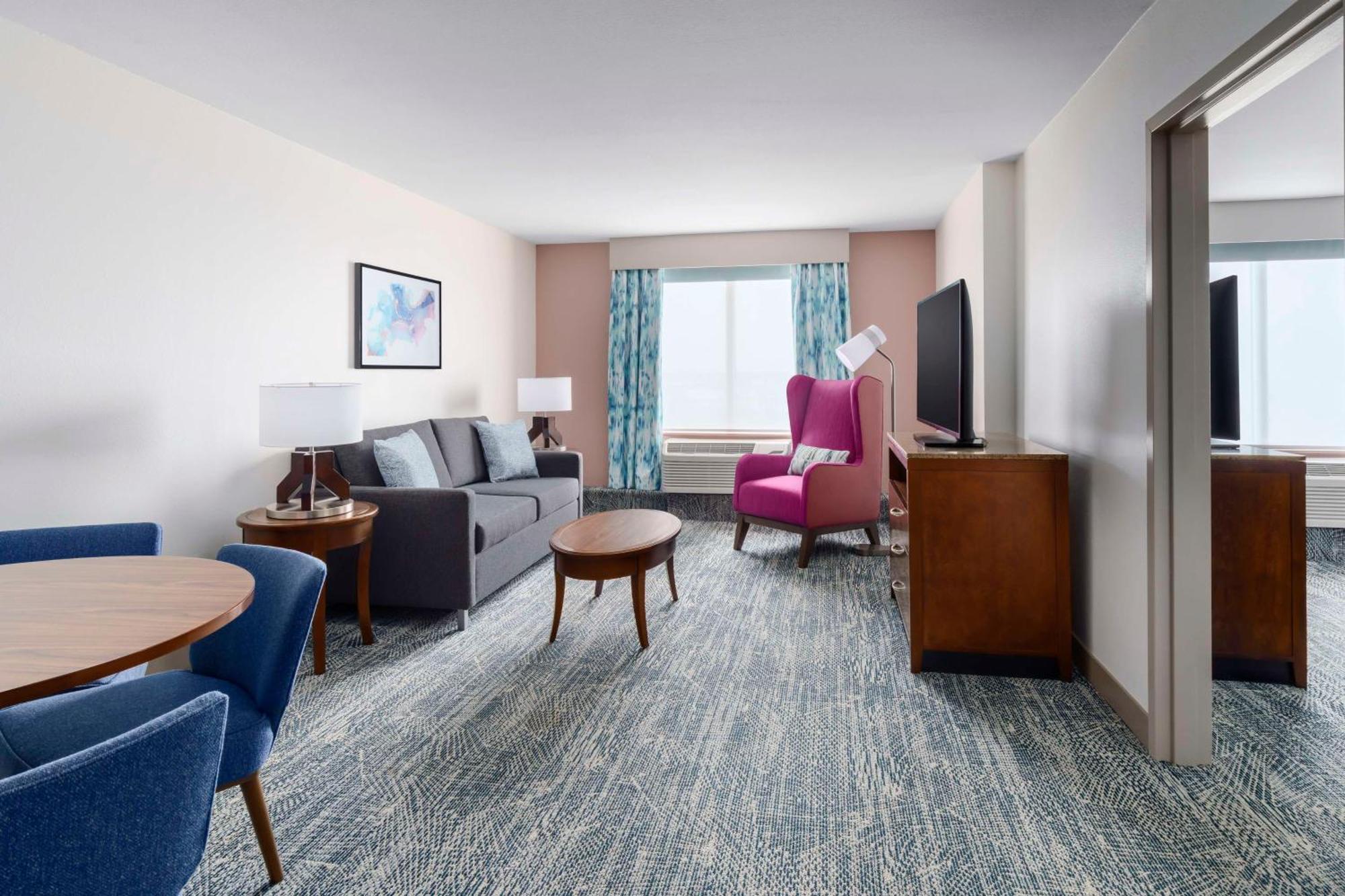 One-Bedroom Queen Suite with Sofa Bed