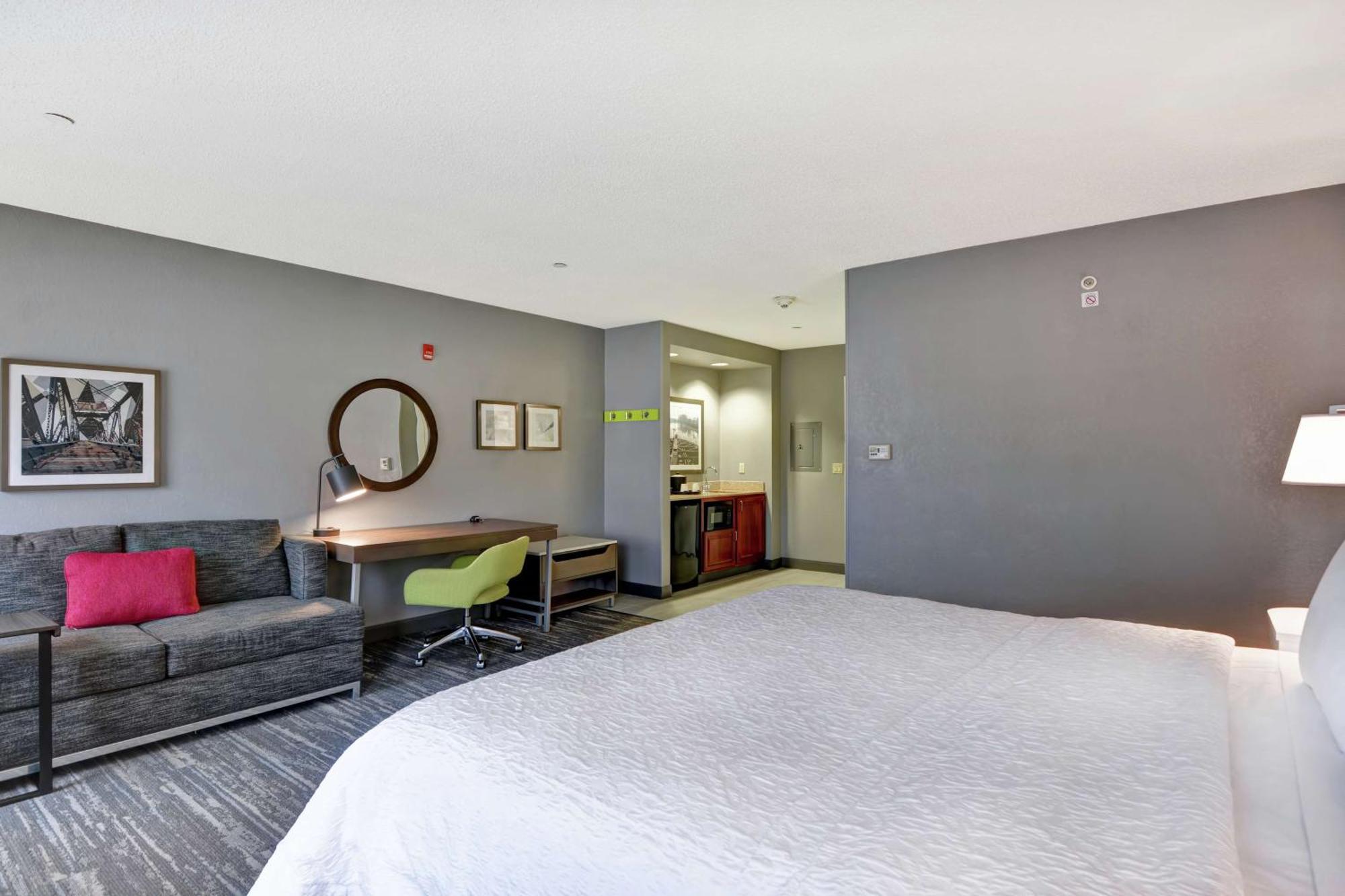 King Studio Suite Waterview