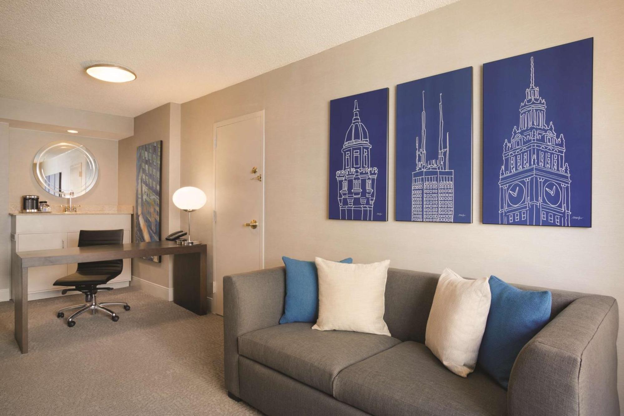 One-Bedroom King Suite