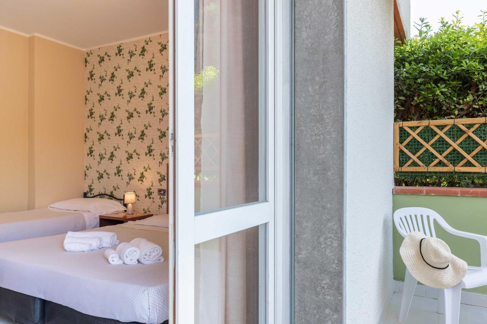 Triple Room Balcony