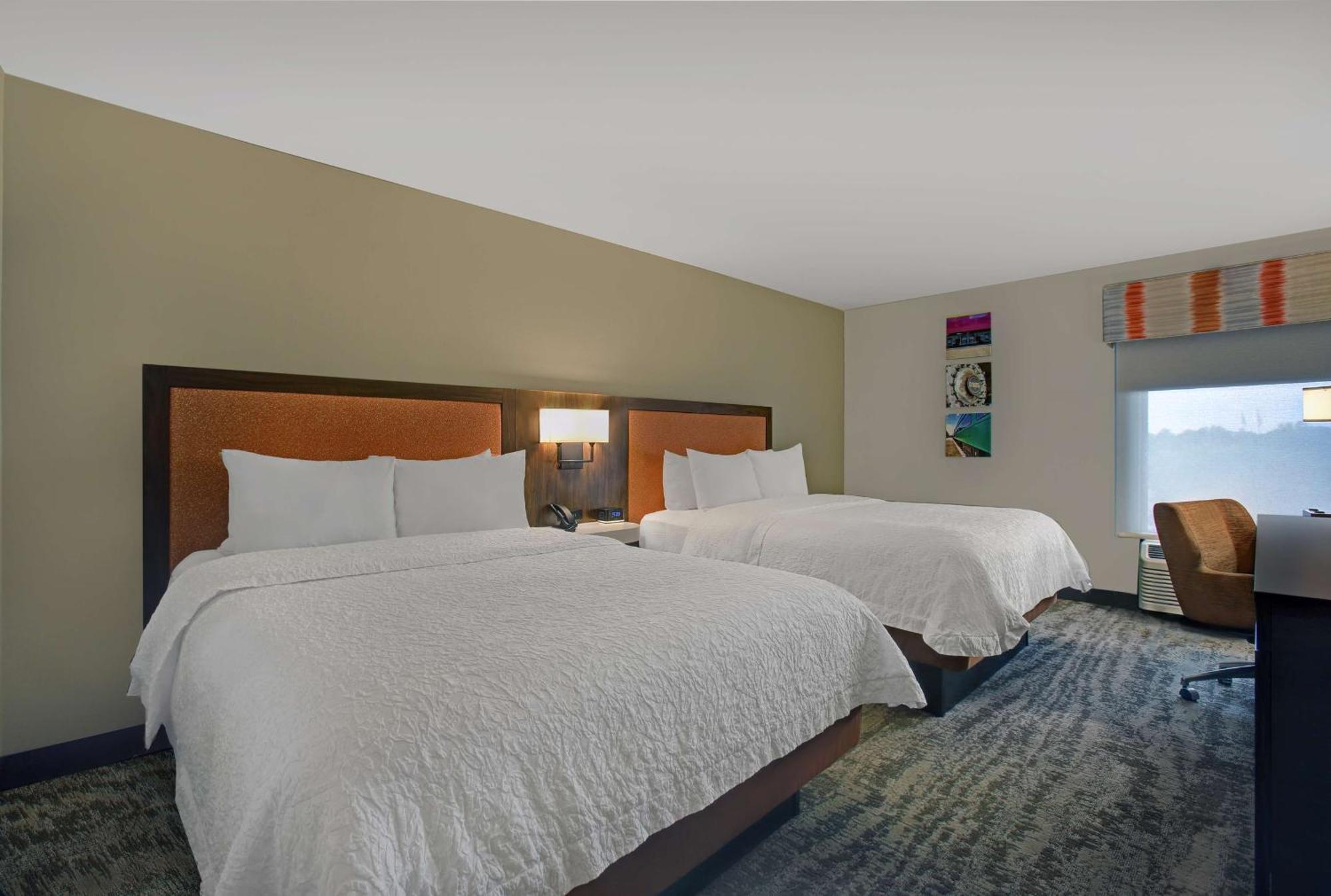 Room with Two Queen Beds - Non-Smoking