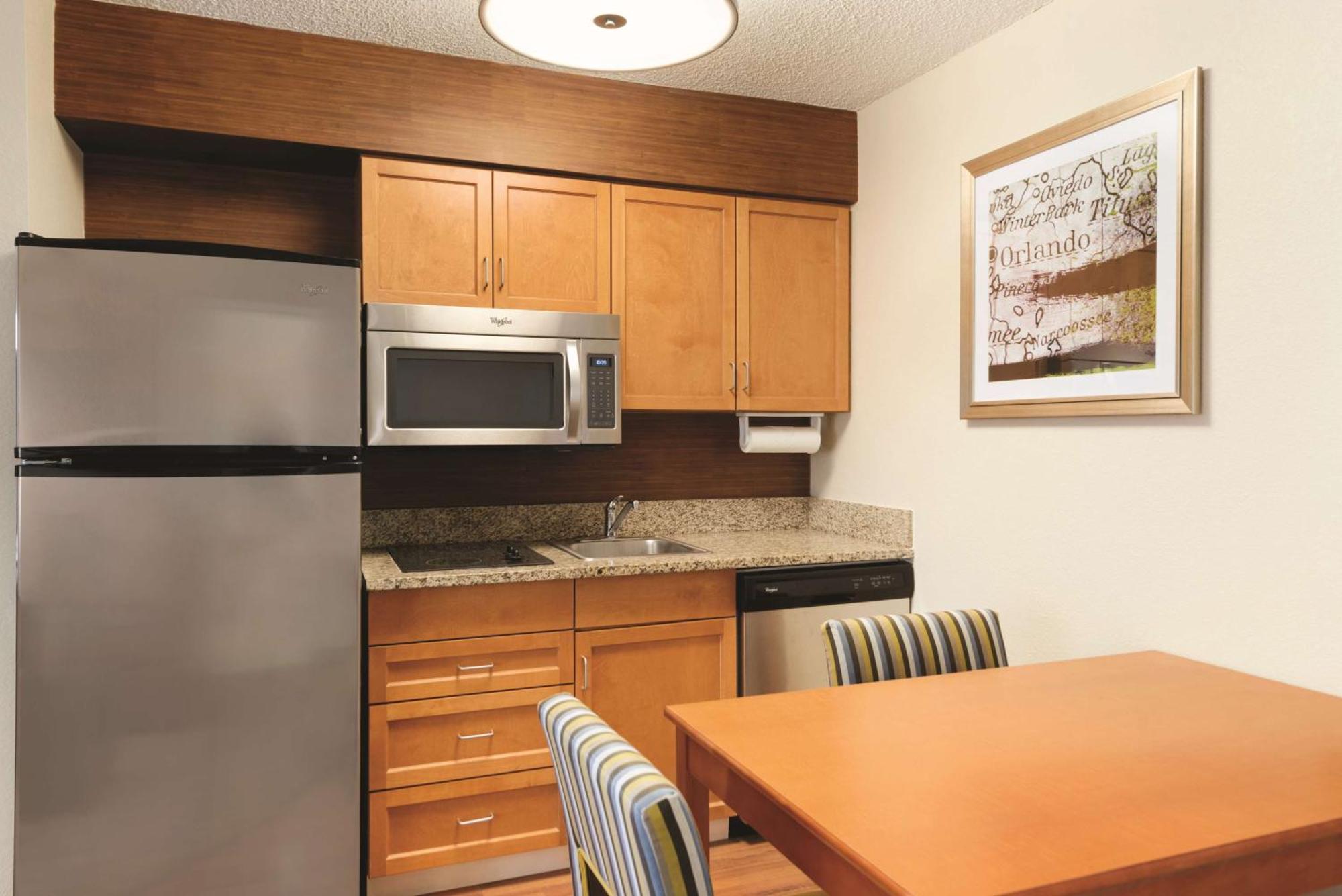 One-Bedroom King Suite Non-Smoking