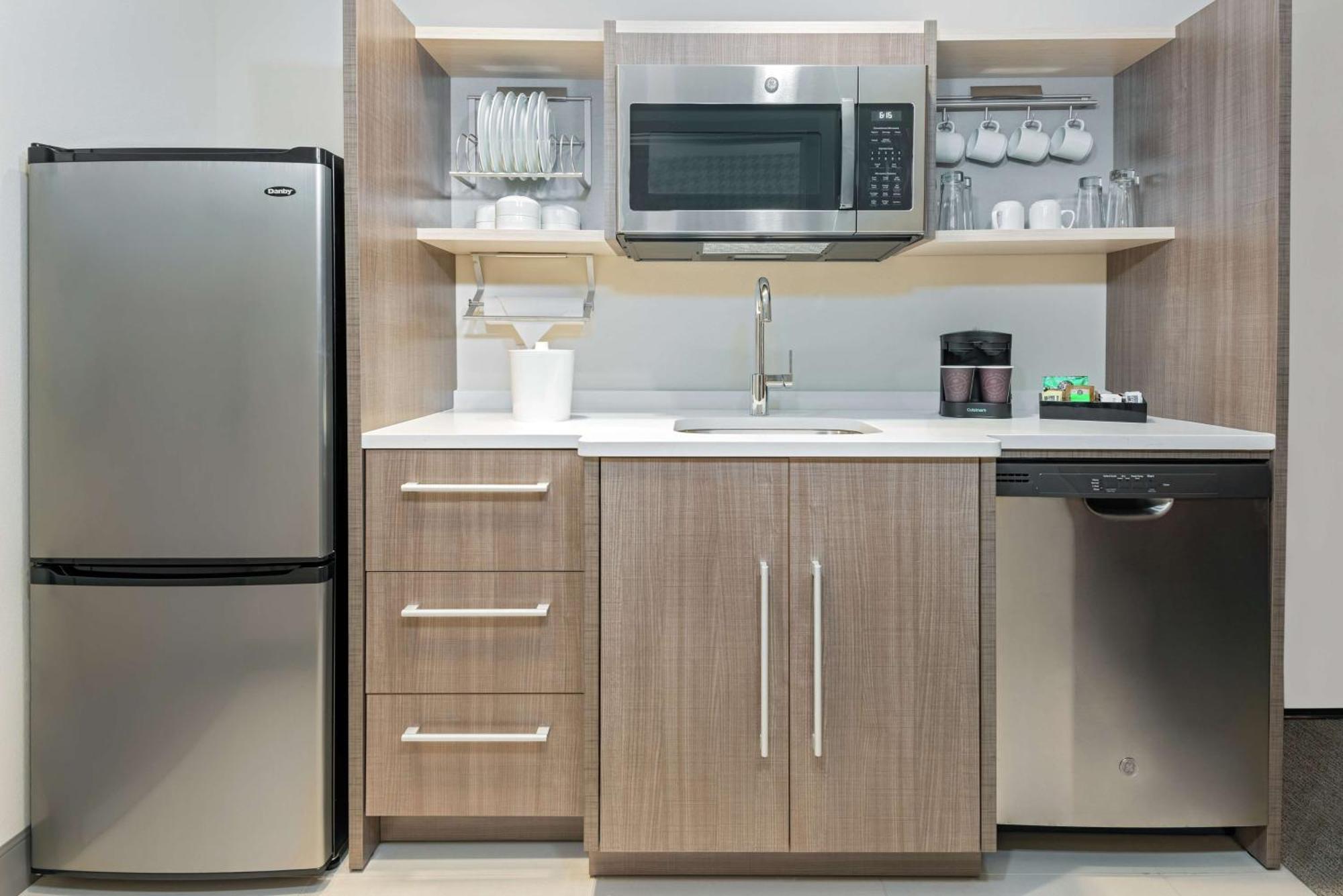 King Studio Suite - Non-Smoking,1552308043:JPEG