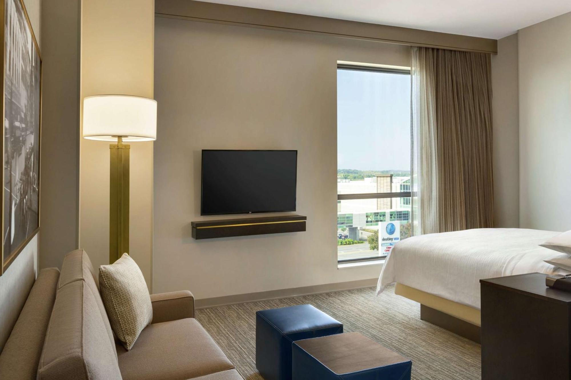 King Studio Suite