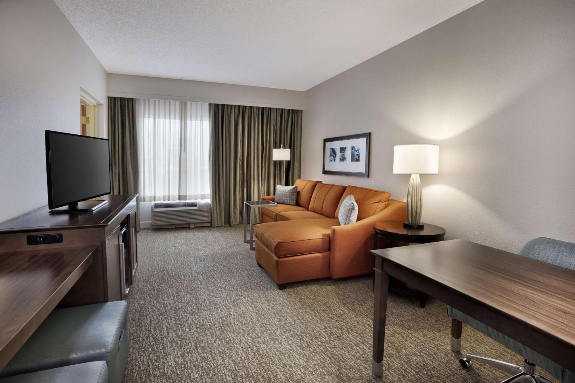 One-Bedroom King Suite Non-Smoking
