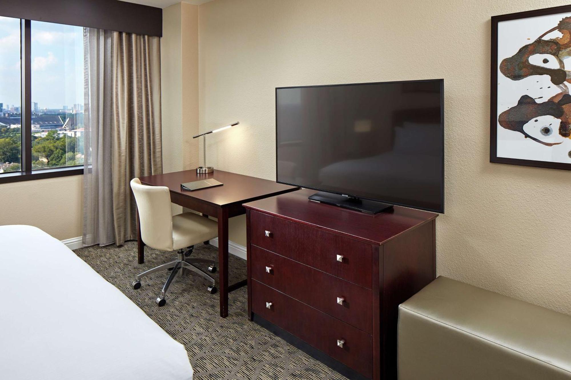 King Room,1552333543:JPEG