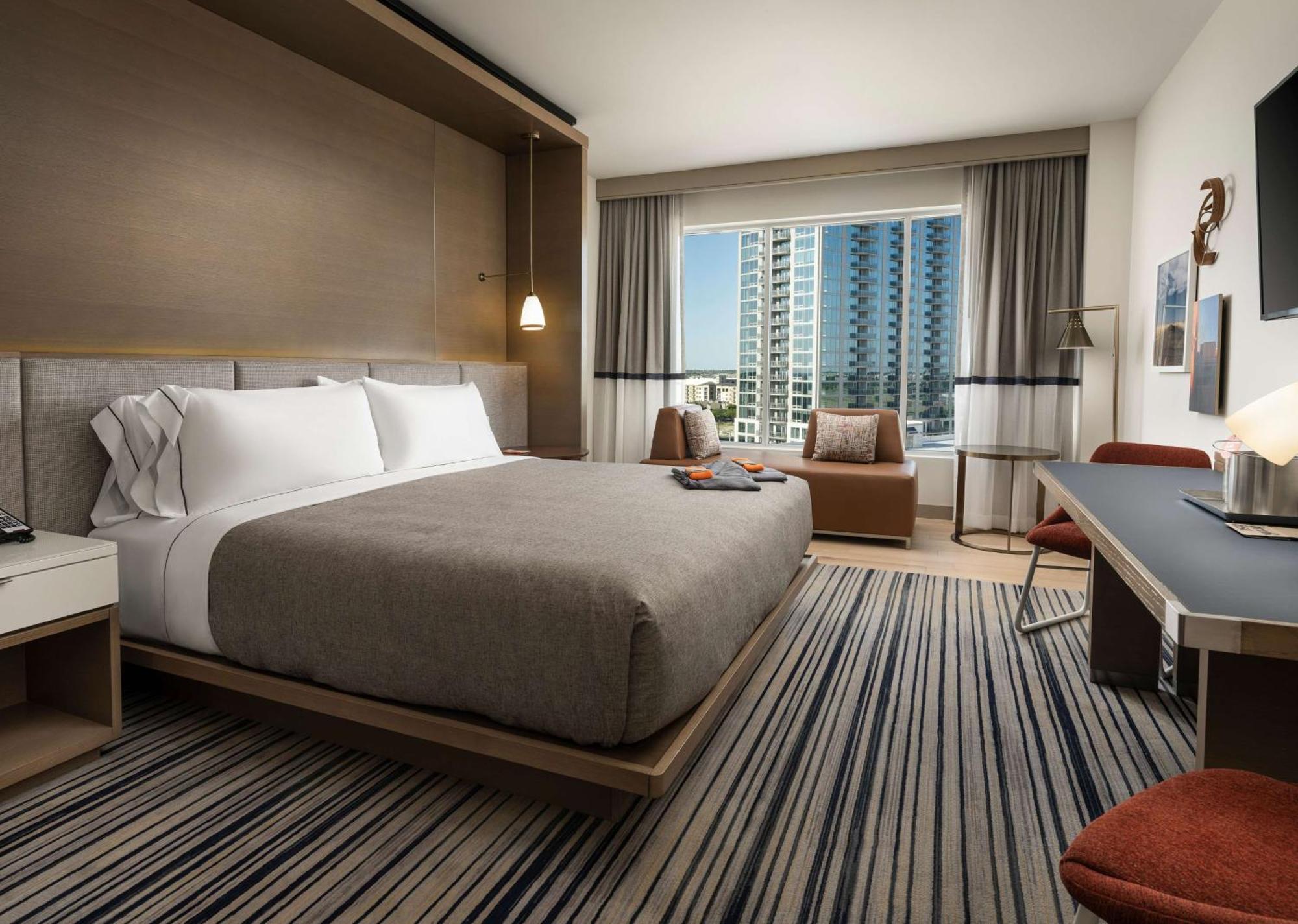 Premium King Room