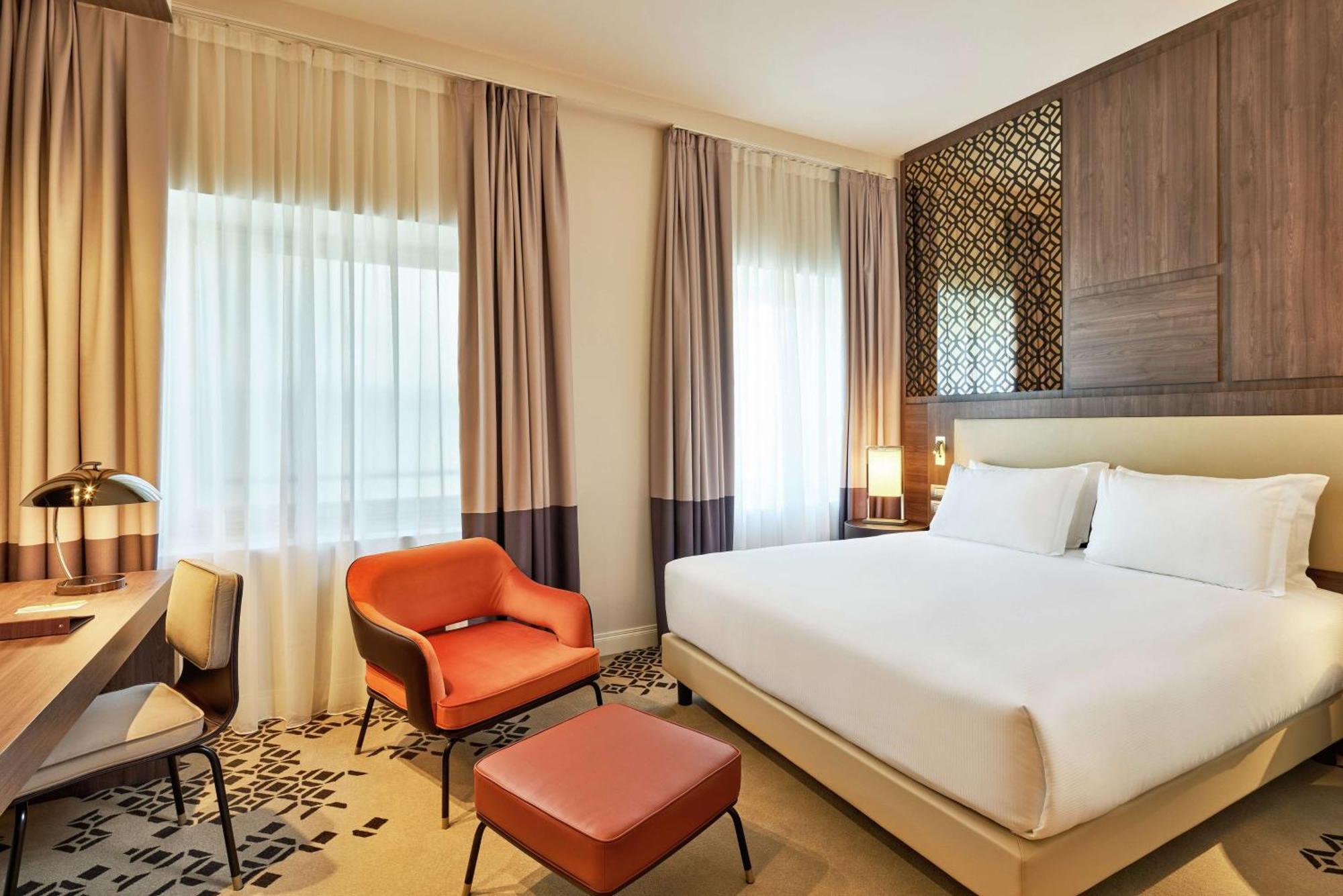 Deluxe King Room,1552467148:JPEG