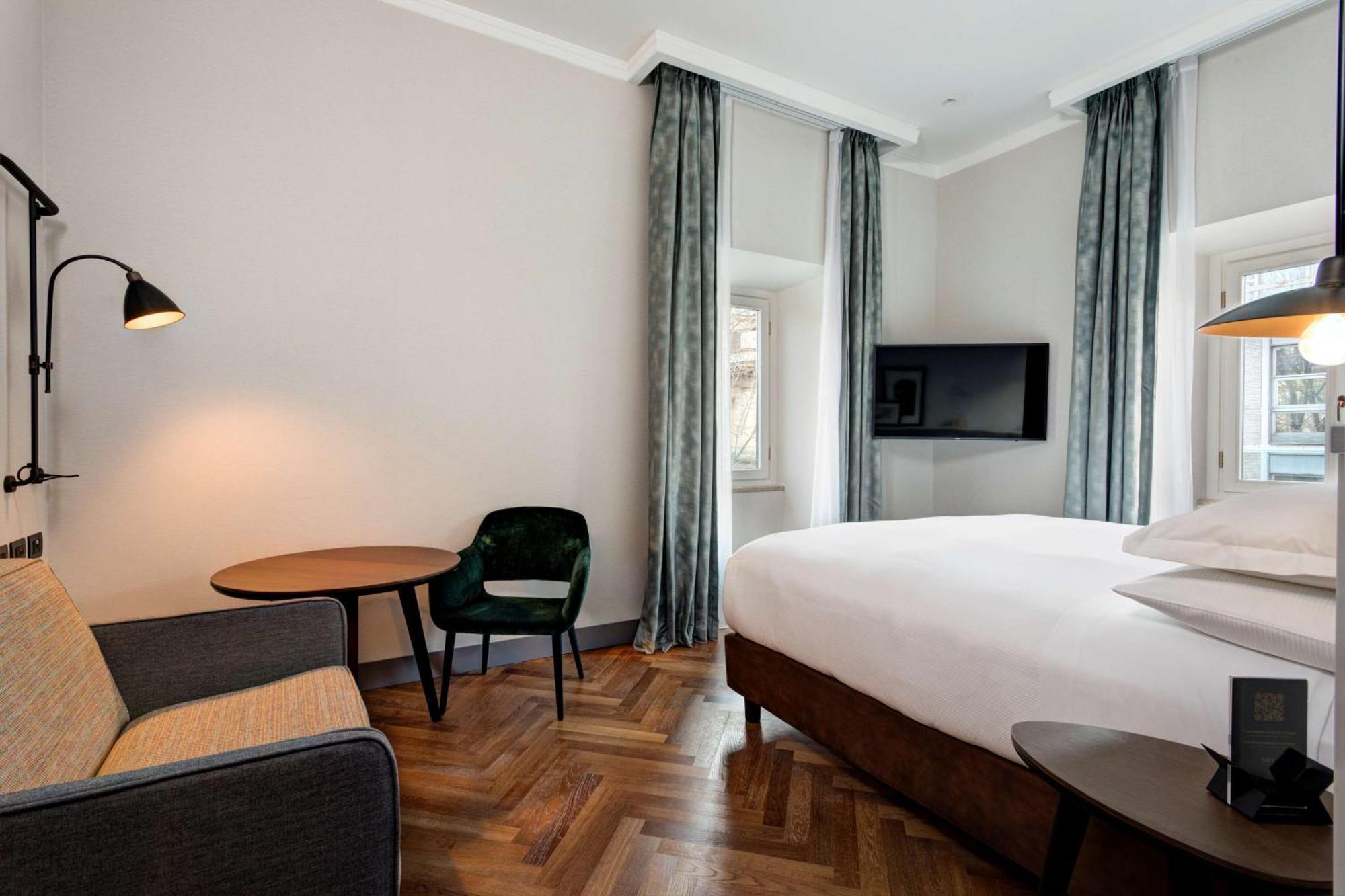 Quarto King - Acesso a Pessoas com Mobilidade Condicionada