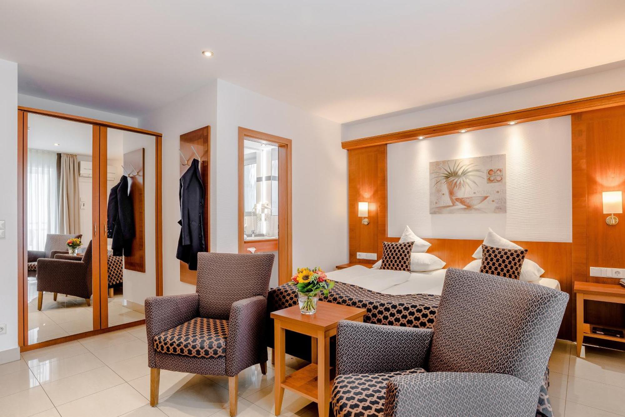 Double Room facing Garden