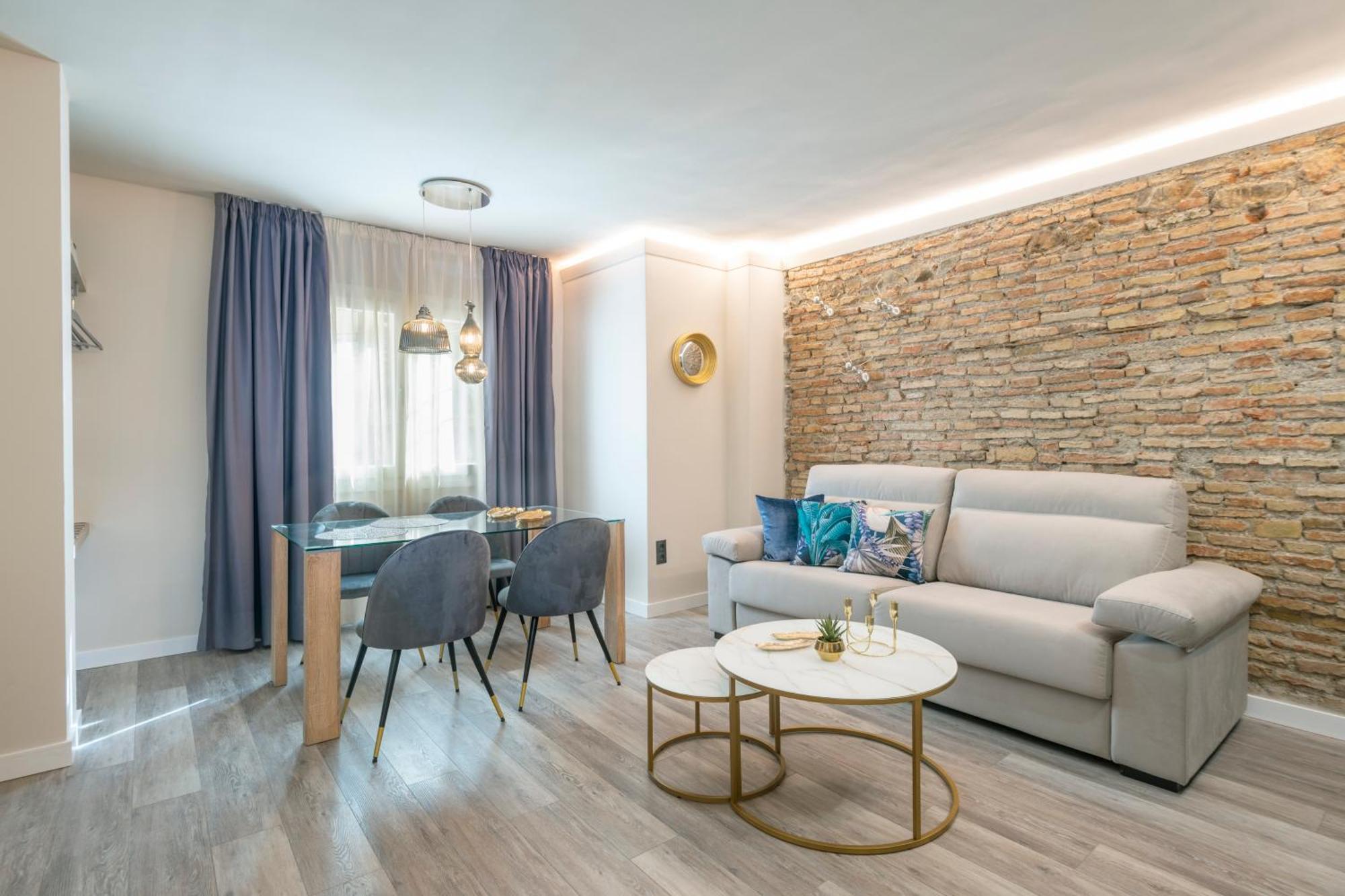 Deluxe Apartment Annex