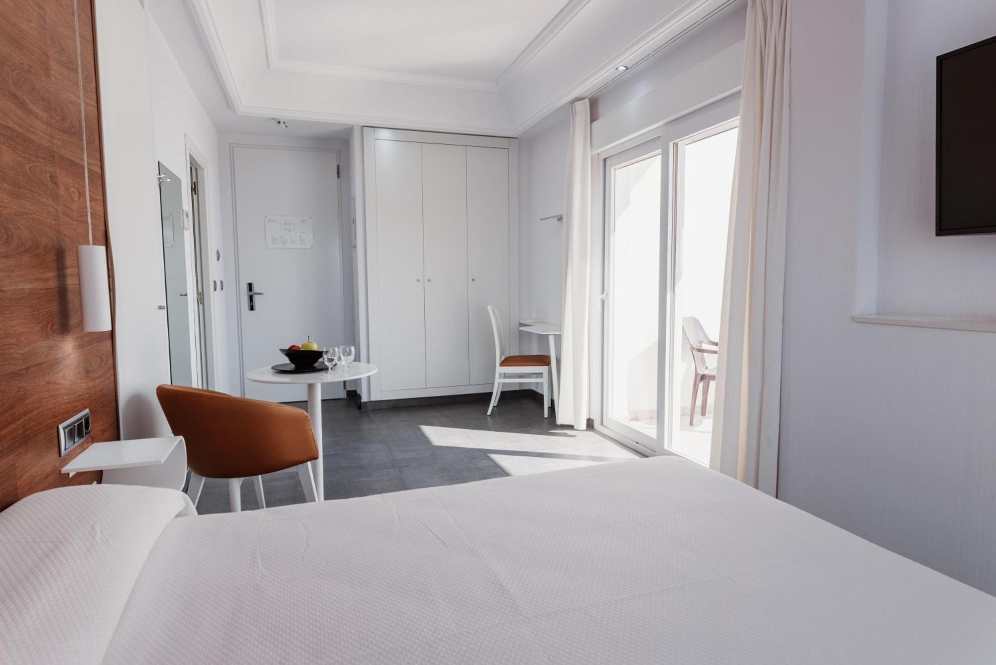 Double Room Terrace,1552717834:JPEG