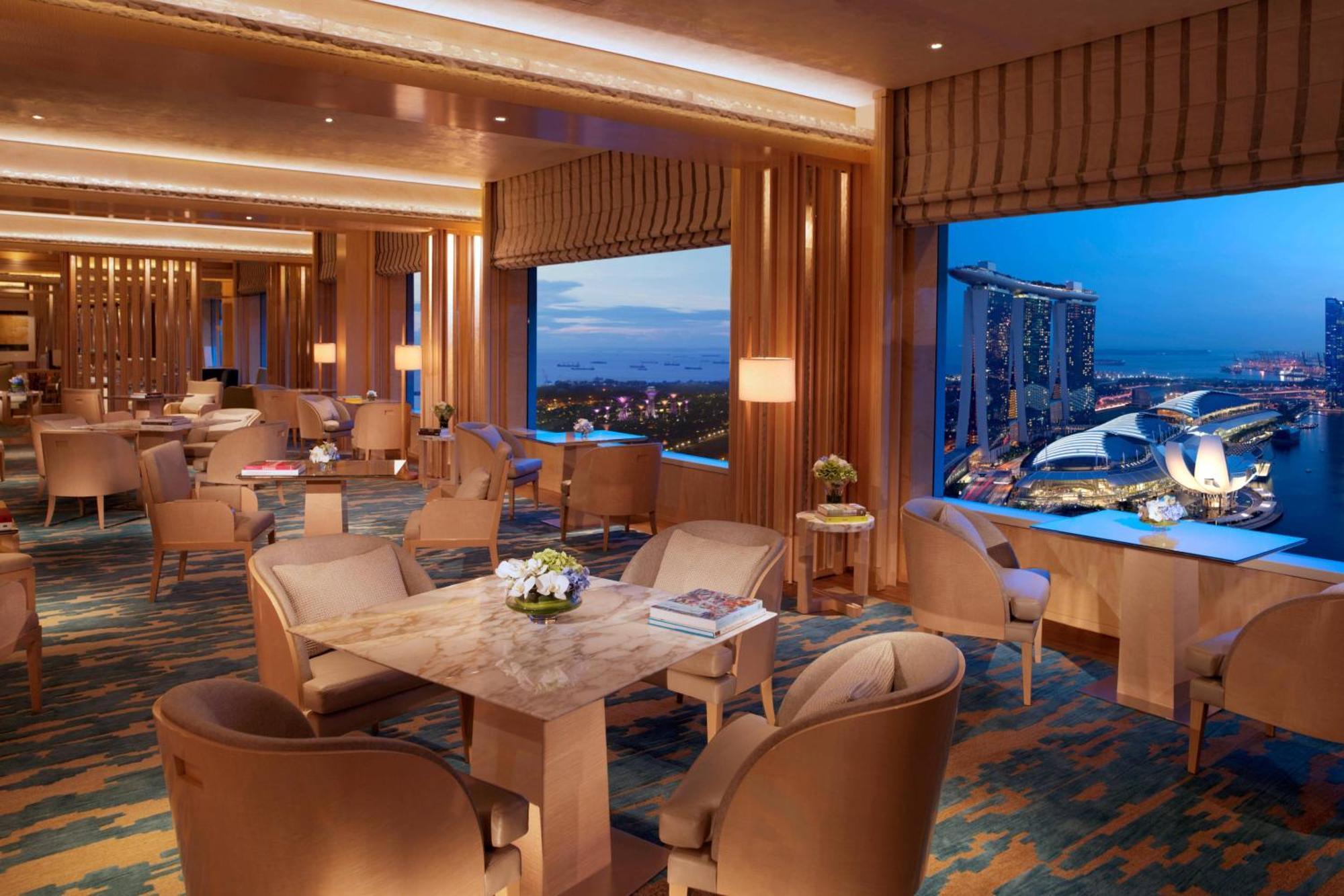 Club Deluxe Marina, 1 King Bed, Marina Bay View, Lounge Access,1552915507:JPEG