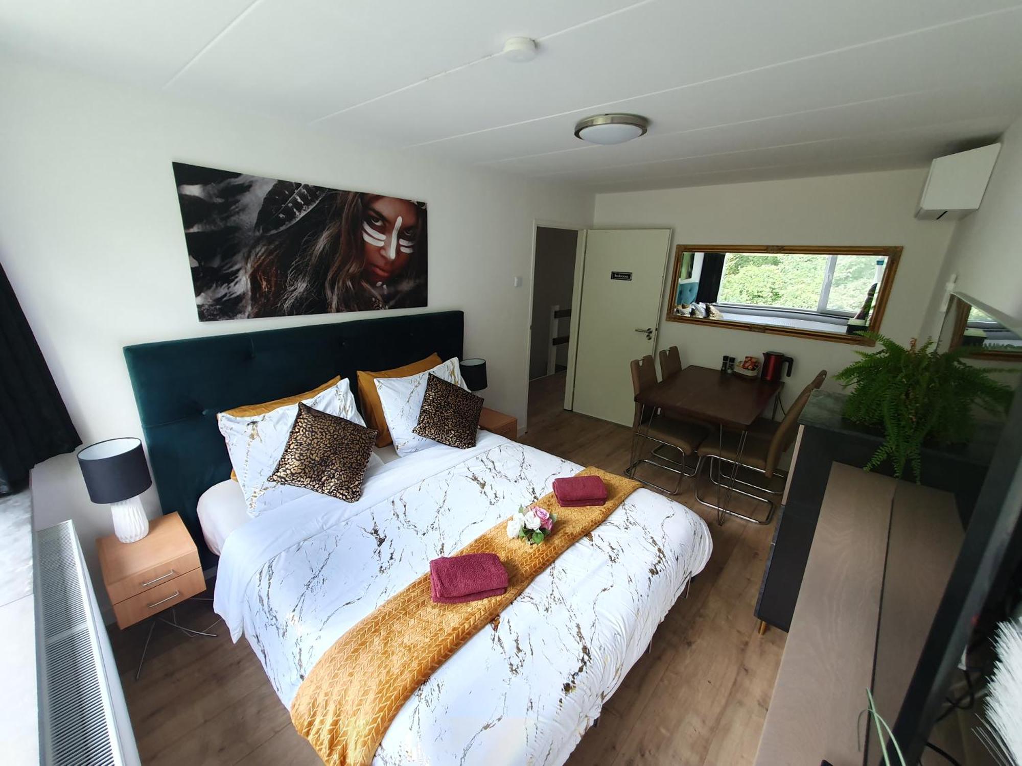 Duplex Quadruple Room