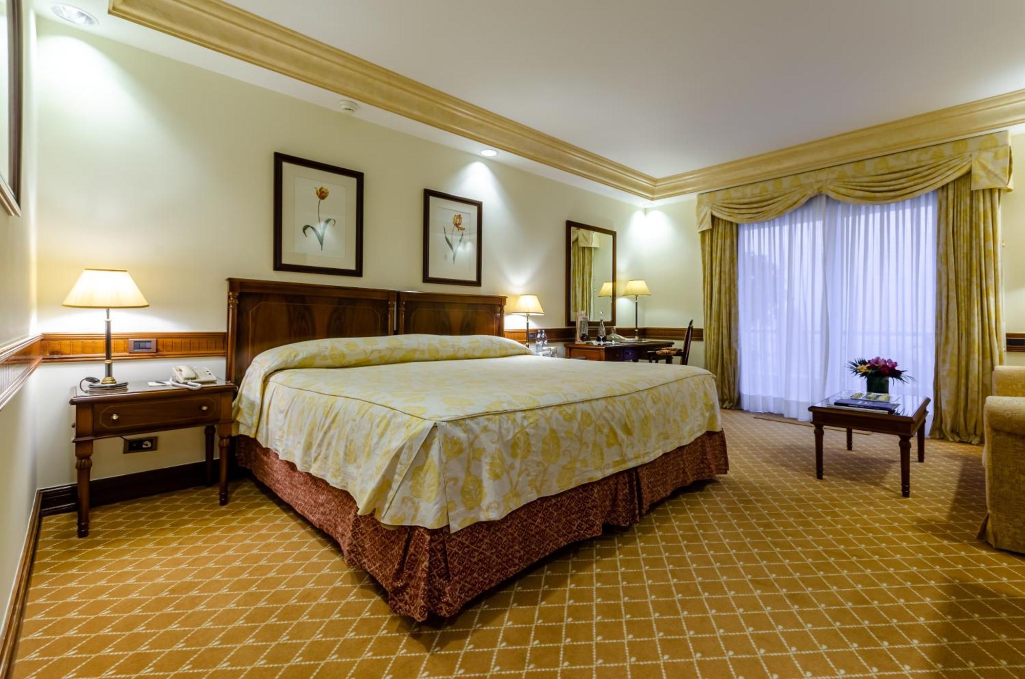 River Junior Suite