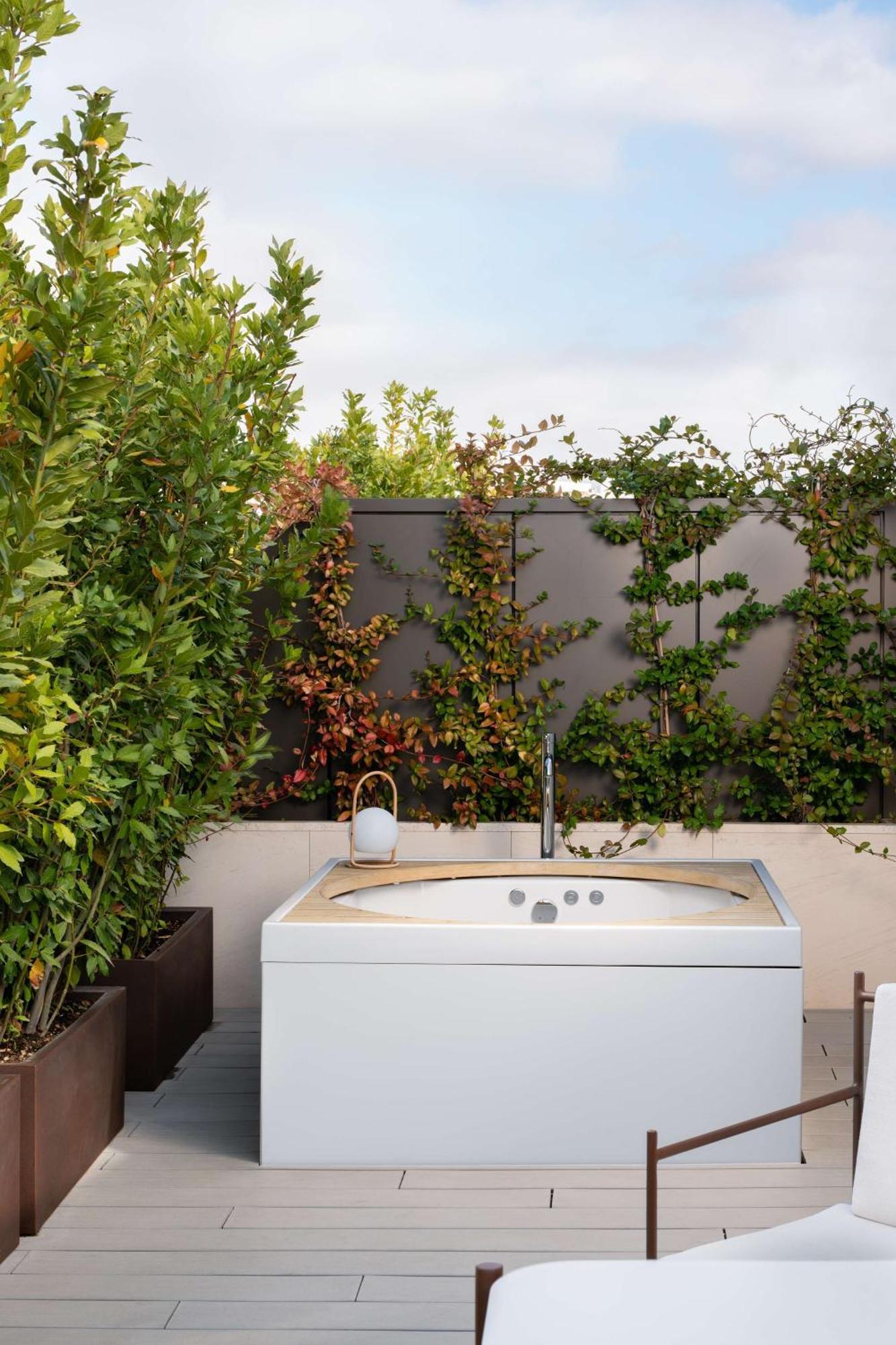 Junior Suite Hot Tub Terrace