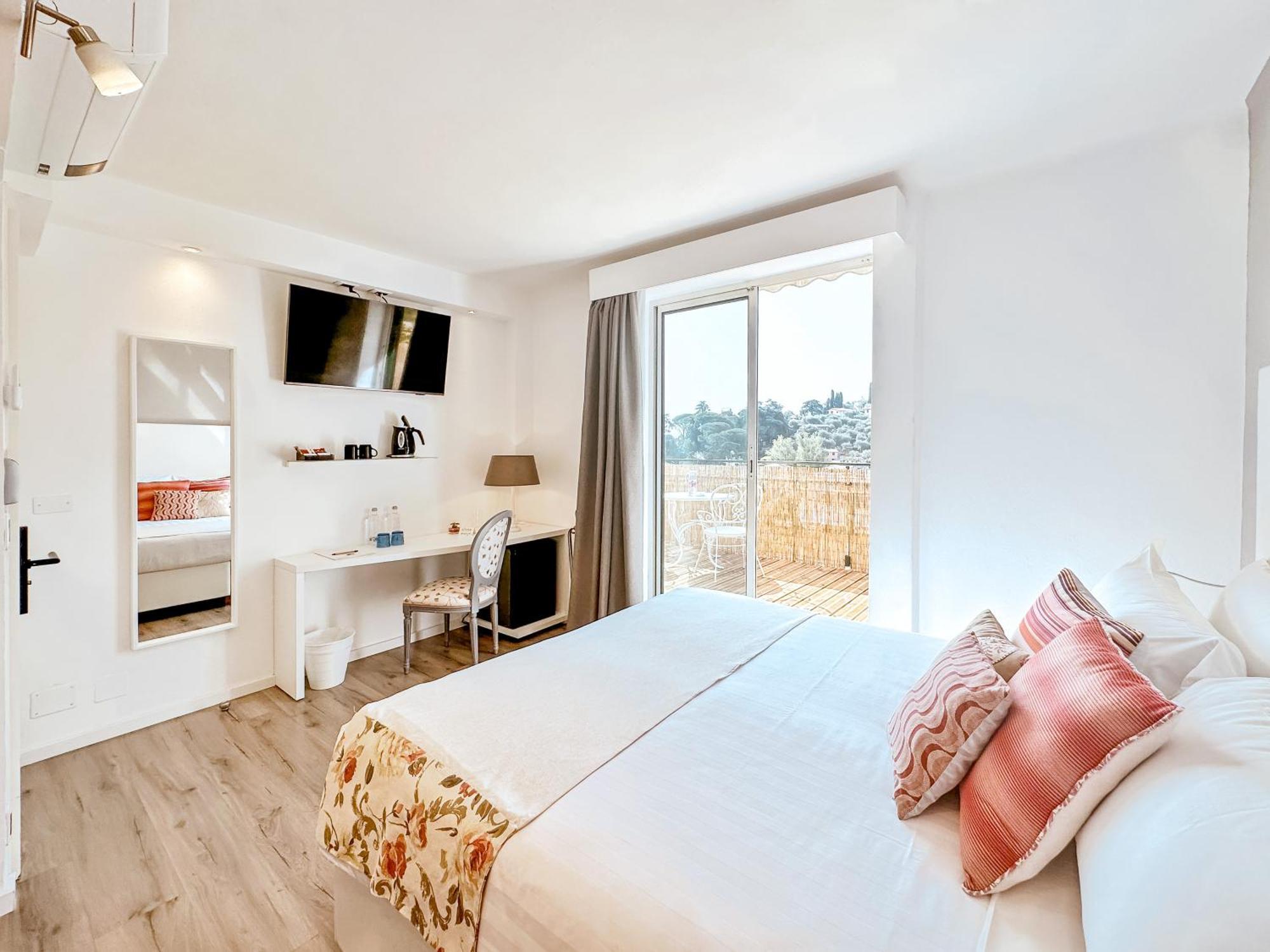Double or Twin Room with Panoramic View,1588173989:JPEG