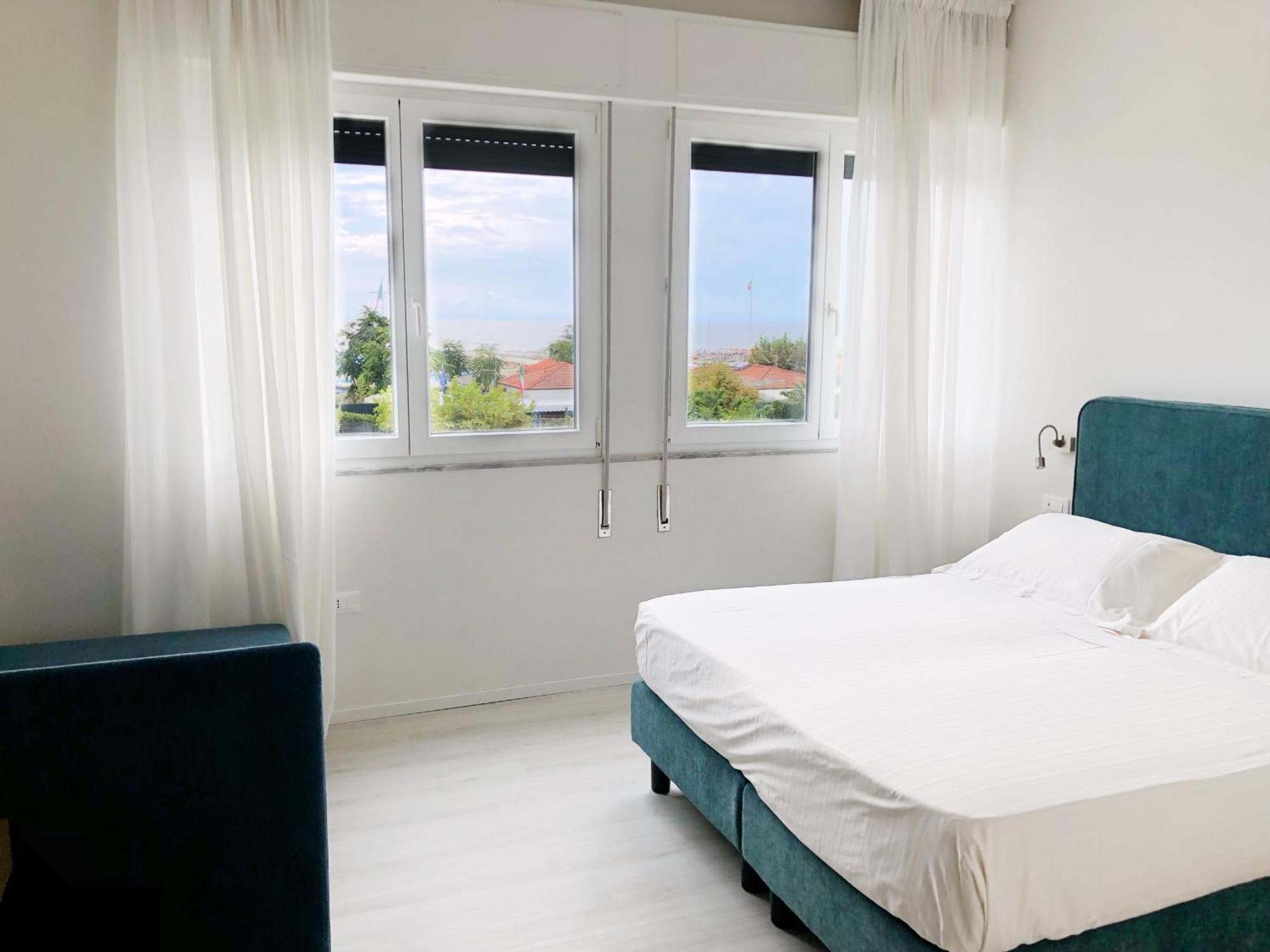 Triple Room Sea View
