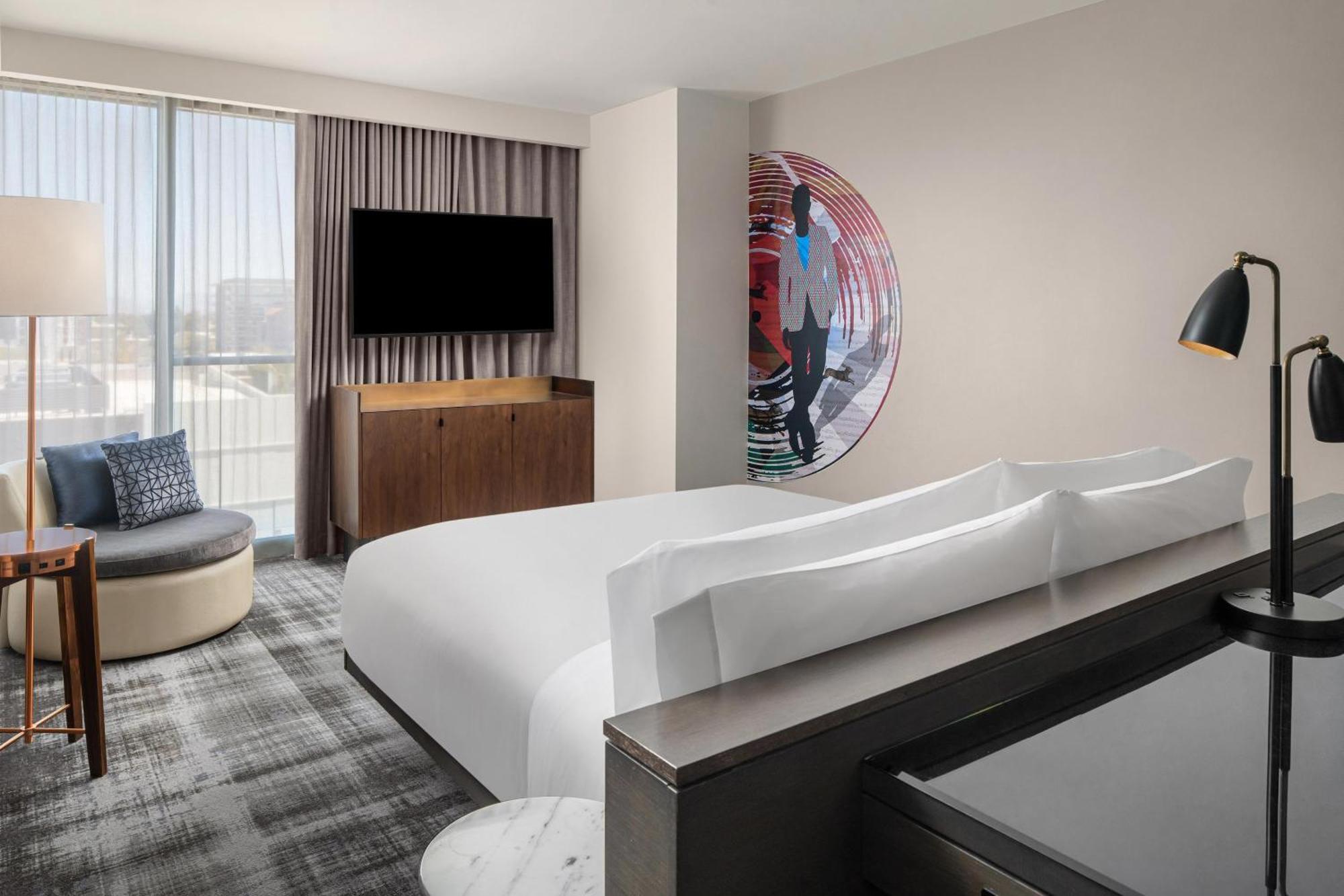 Standard King Room Oldtown View