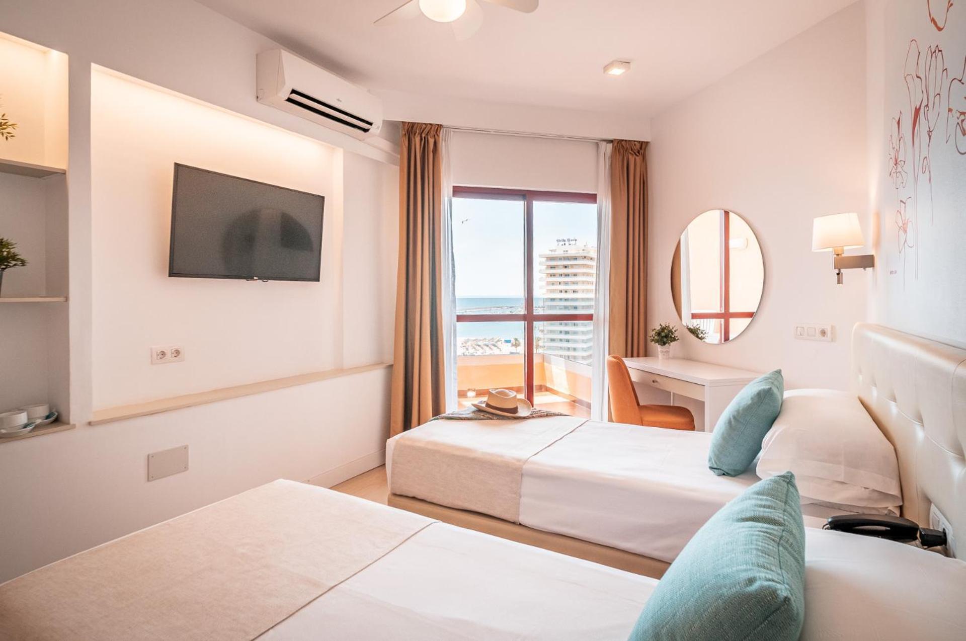 Double or Twin Room Sea View,1553894359:JPEG