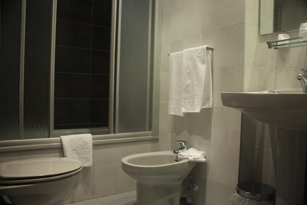 Triple Room,155460152:JPEG