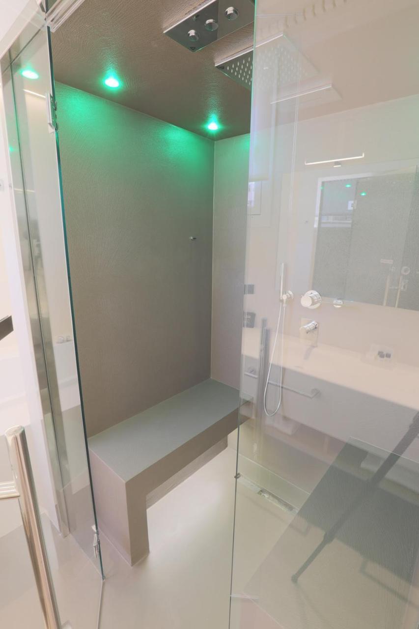 Junior Suite with Sea View,1554007996:JPEG